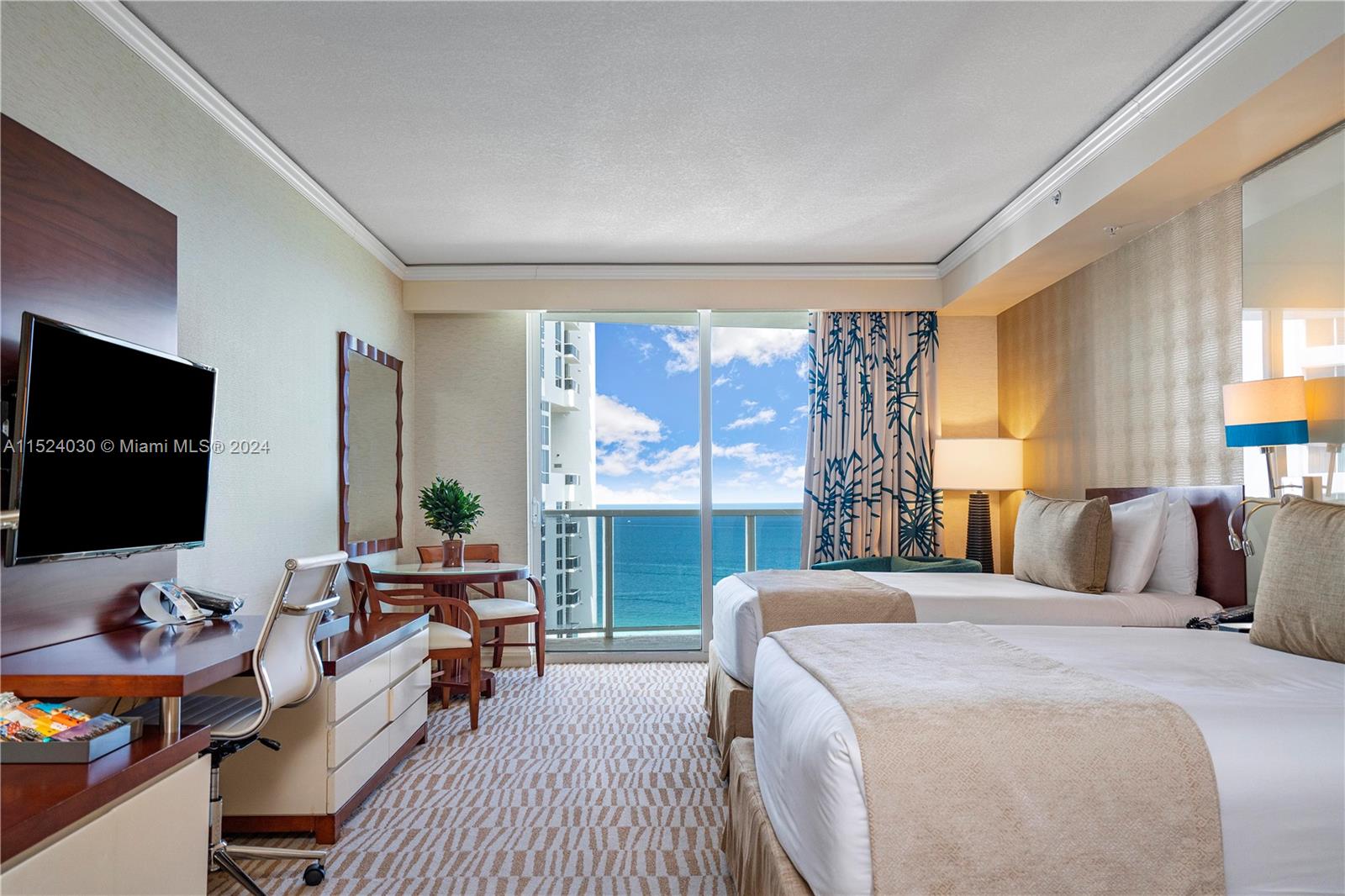 18001 Collins Ave 1706, Sunny Isles Beach, Florida 33160, ,1 BathroomBathrooms,Residential,For Sale,18001 Collins Ave 1706,A11524030