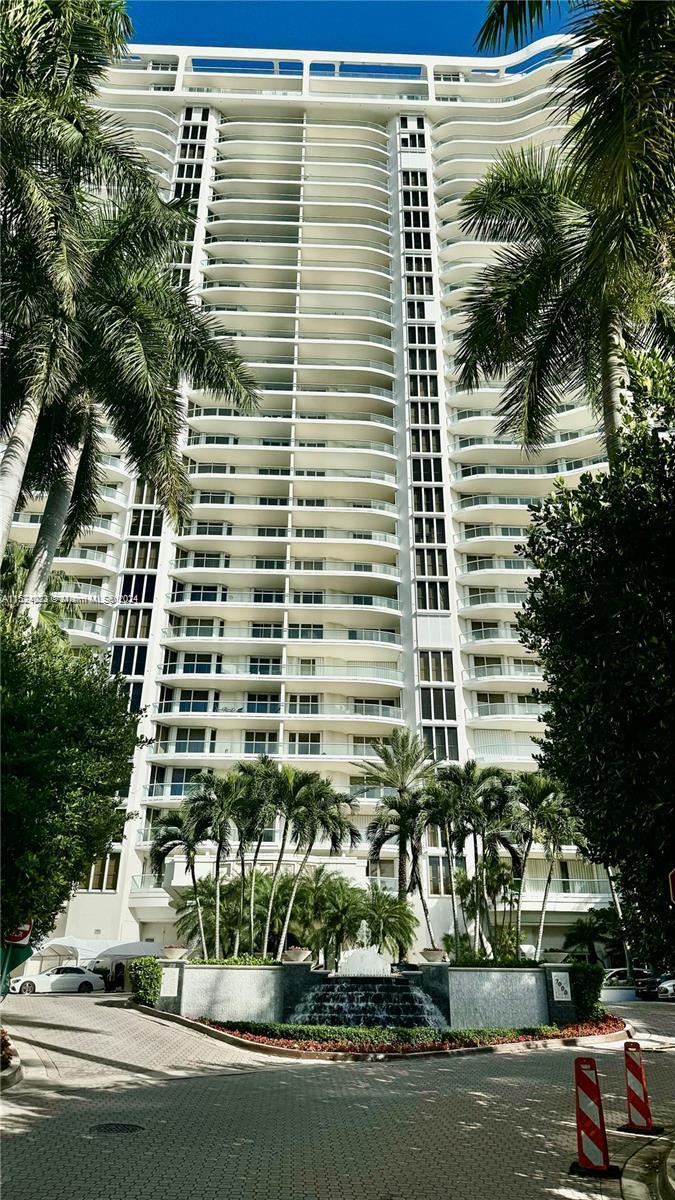 7000  Island Blvd #2809 For Sale A11524023, FL