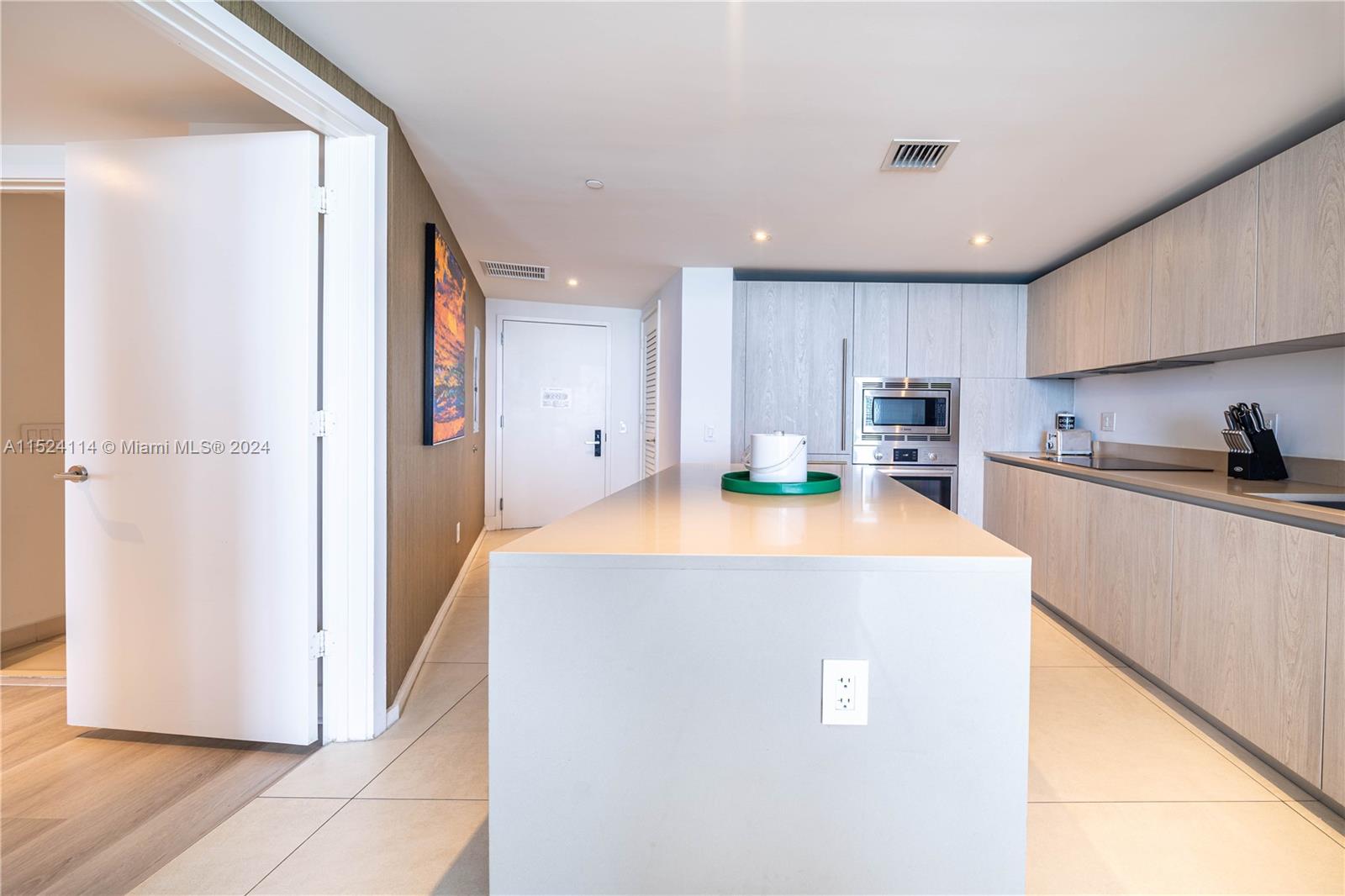 4111 S Ocean Dr 3112, Hollywood, Florida 33019, 1 Bedroom Bedrooms, ,1 BathroomBathrooms,Residential,For Sale,4111 S Ocean Dr 3112,A11524114