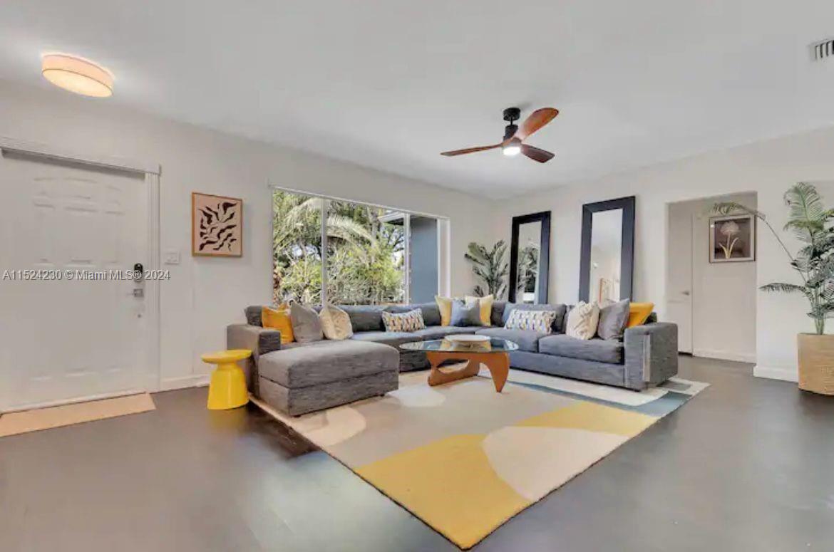 Biscayne Park, Florida 33161, 4 Bedrooms Bedrooms, ,2 BathroomsBathrooms,Residentiallease,For Rent,A11524230