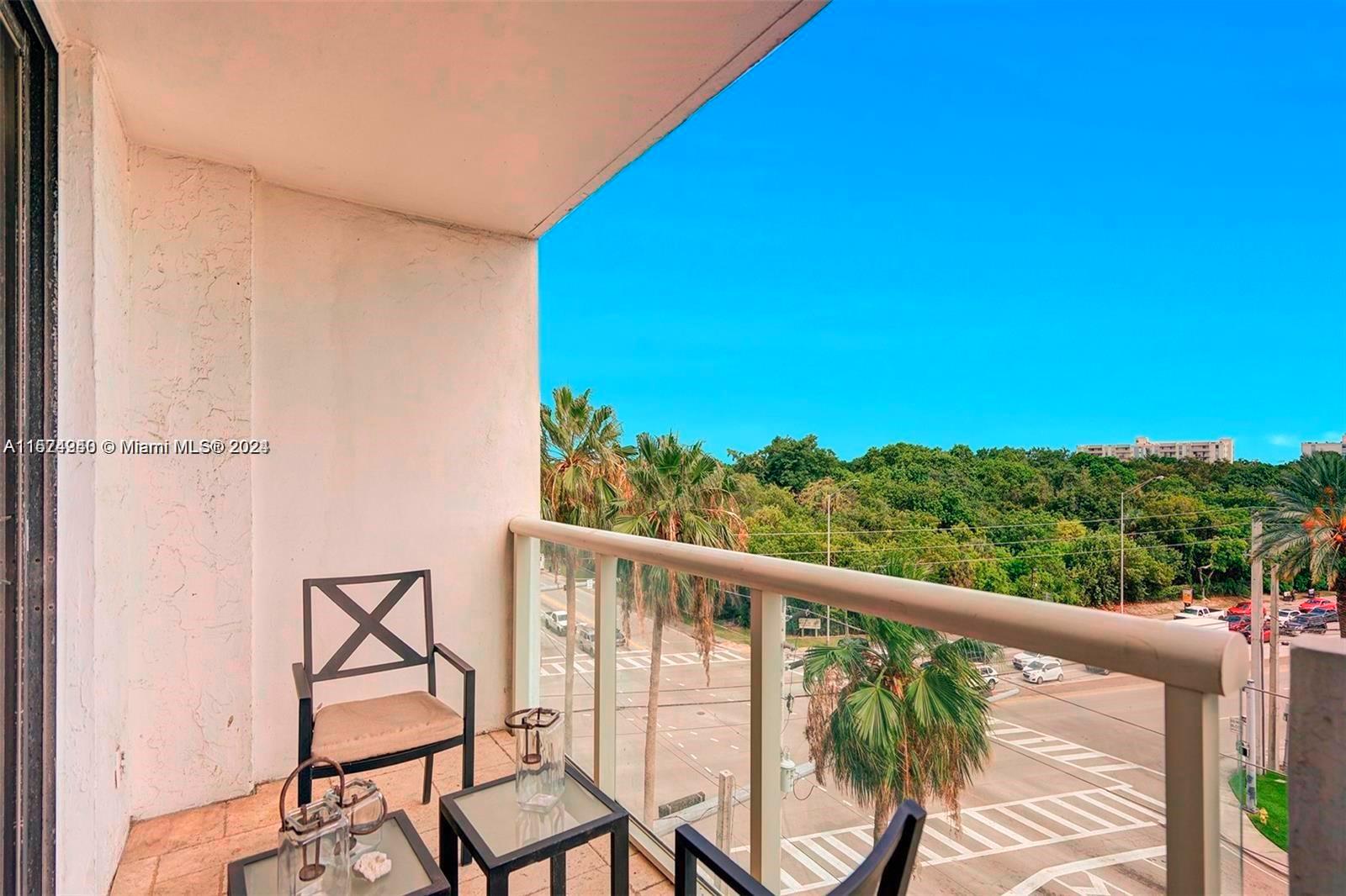 13499 Biscayne Blvd 503, North Miami, Florida 33181, 1 Bedroom Bedrooms, ,1 BathroomBathrooms,Residential,For Sale,13499 Biscayne Blvd 503,A11524240