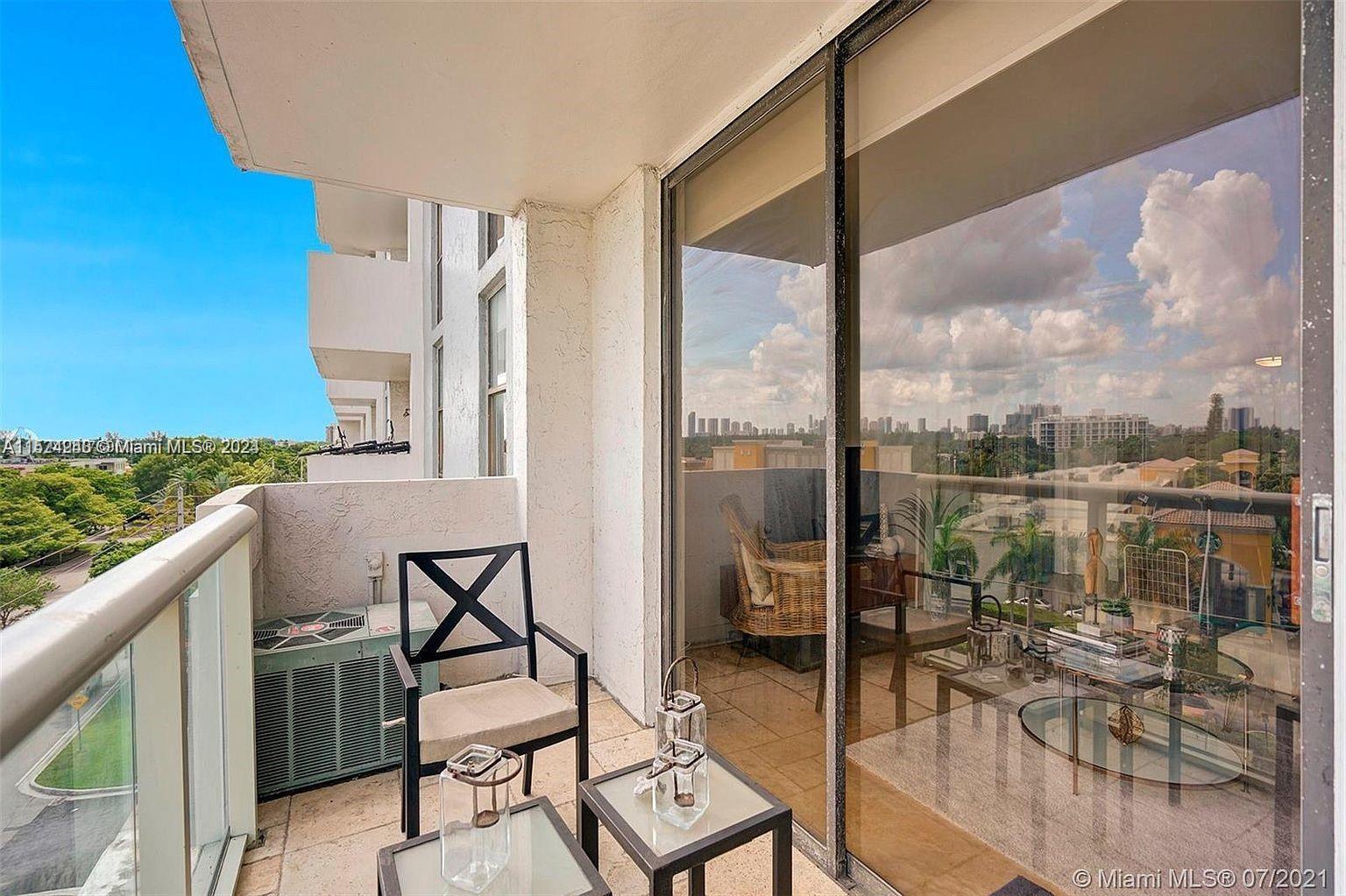 13499 Biscayne Blvd 503, North Miami, Florida 33181, 1 Bedroom Bedrooms, ,1 BathroomBathrooms,Residential,For Sale,13499 Biscayne Blvd 503,A11524240