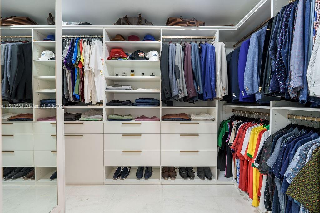 6423 Collins Ave 1408, Miami Beach, Florida 33141, 1 Bedroom Bedrooms, ,1 BathroomBathrooms,Residentiallease,For Rent,6423 Collins Ave 1408,A11518564