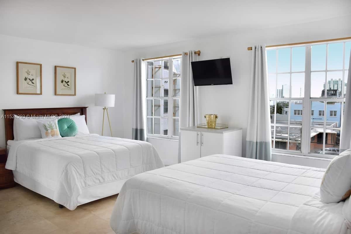 600 Ocean Dr, Miami Beach, Florida 33139, ,Commercialsale,For Sale,600 Ocean Dr,A11524293