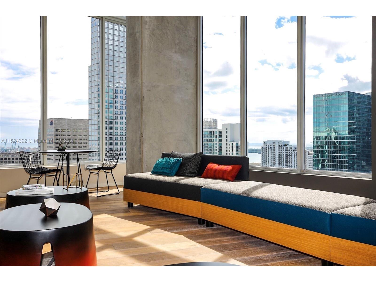 151 SE 1st ST 2907, Miami, Florida 33131, 1 Bedroom Bedrooms, 1 Room Rooms,1 BathroomBathrooms,Residential,For Sale,151 SE 1st ST 2907,A11524392