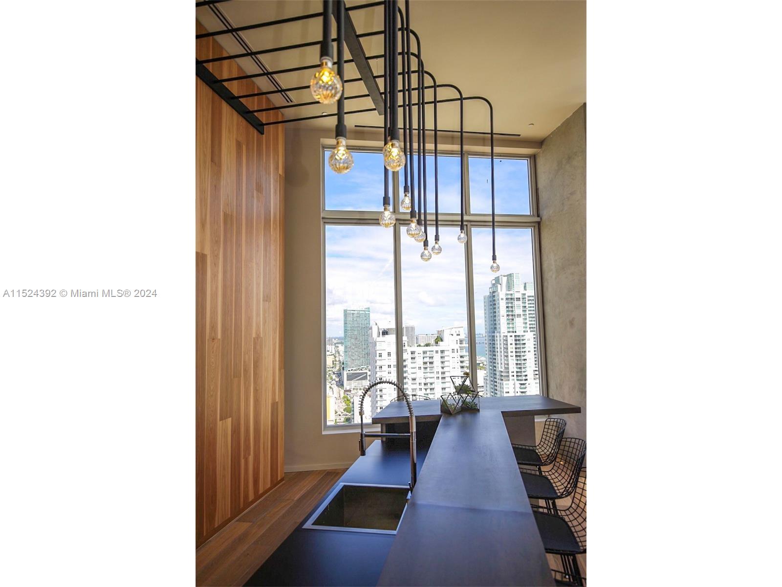 151 SE 1st ST 2907, Miami, Florida 33131, 1 Bedroom Bedrooms, 1 Room Rooms,1 BathroomBathrooms,Residential,For Sale,151 SE 1st ST 2907,A11524392