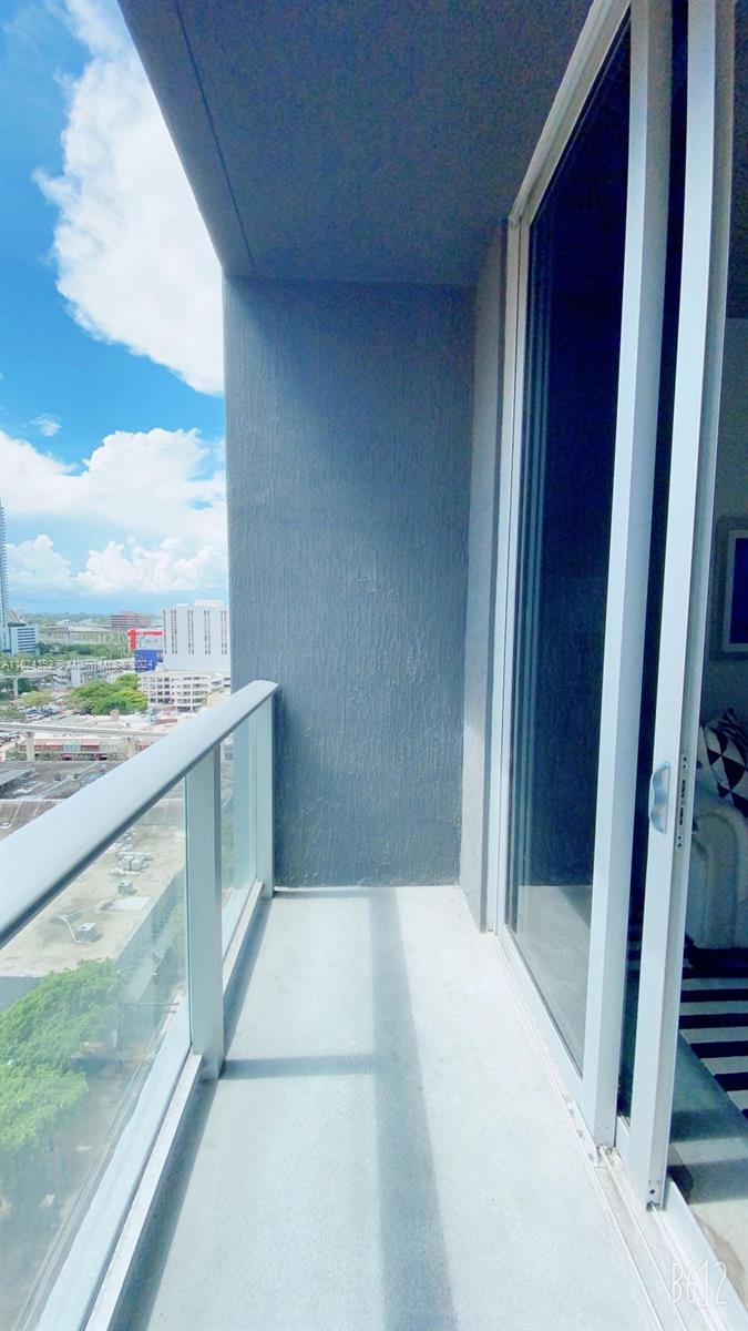 151 SE 1st ST 2907, Miami, Florida 33131, 1 Bedroom Bedrooms, 1 Room Rooms,1 BathroomBathrooms,Residential,For Sale,151 SE 1st ST 2907,A11524392