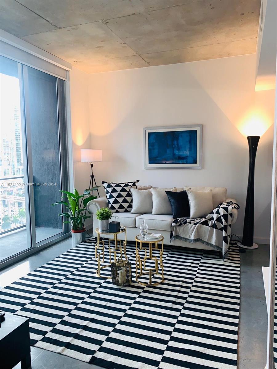 151 SE 1st ST 2907, Miami, Florida 33131, 1 Bedroom Bedrooms, 1 Room Rooms,1 BathroomBathrooms,Residential,For Sale,151 SE 1st ST 2907,A11524392