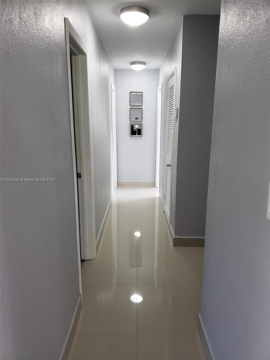 217 S 57th Ter, Hollywood, Florida 33023, 3 Bedrooms Bedrooms, ,2 BathroomsBathrooms,Residential,For Sale,217 S 57th Ter,A11524448