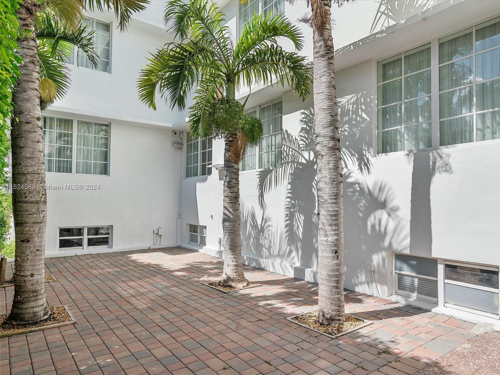 300 21st St, Miami Beach, Florida 33139, ,Commerciallease,For Rent,300 21st St,A11524089