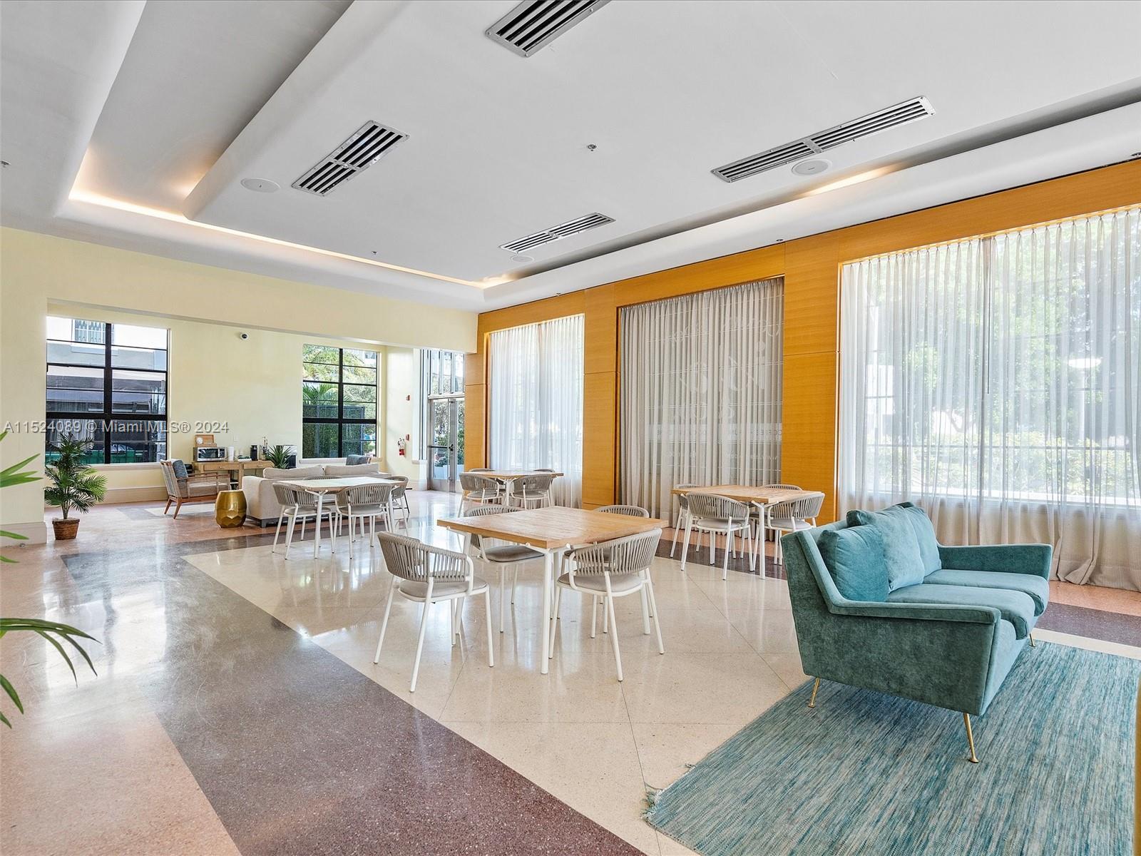300 21st St, Miami Beach, Florida 33139, ,Commerciallease,For Rent,300 21st St,A11524089