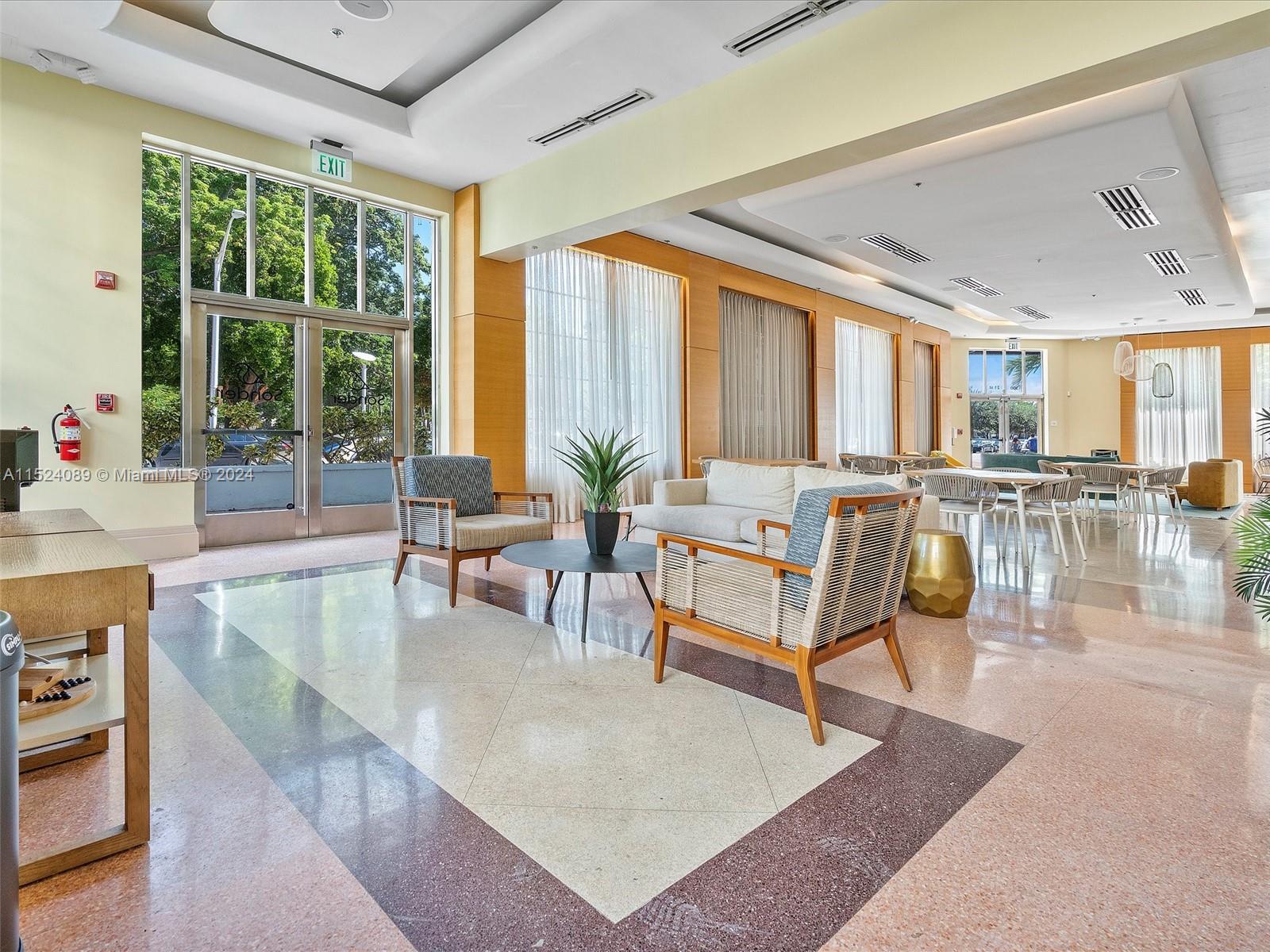 300 21st St, Miami Beach, Florida 33139, ,Commerciallease,For Rent,300 21st St,A11524089