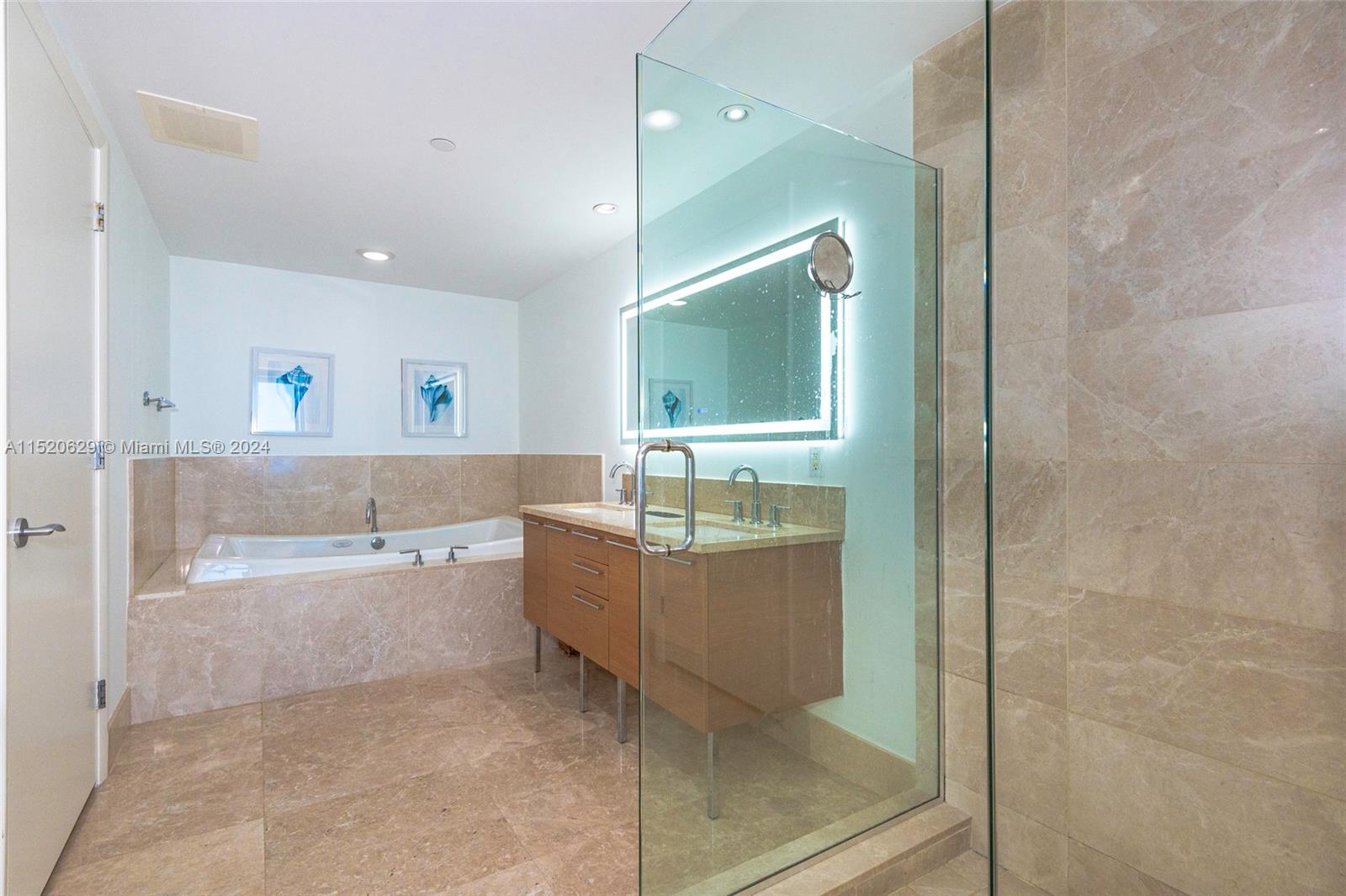 17001 Collins Ave 3101, Sunny Isles Beach, Florida 33160, 4 Bedrooms Bedrooms, ,4 BathroomsBathrooms,Residential,For Sale,17001 Collins Ave 3101,A11520629