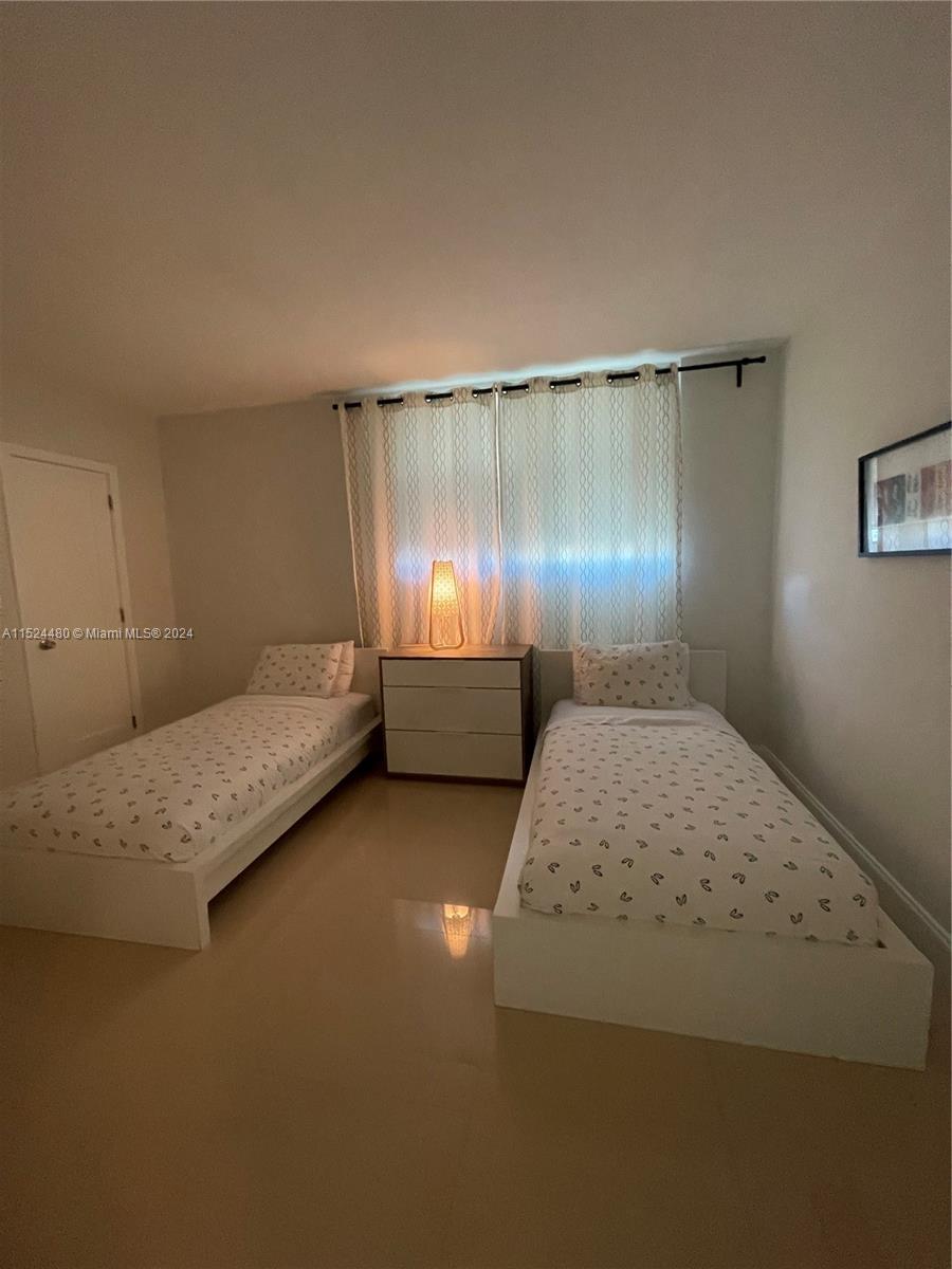3801 S OCEAN DR 15V, Hollywood, Florida 33019, 2 Bedrooms Bedrooms, ,2 BathroomsBathrooms,Residentiallease,For Rent,3801 S OCEAN DR 15V,A11524480