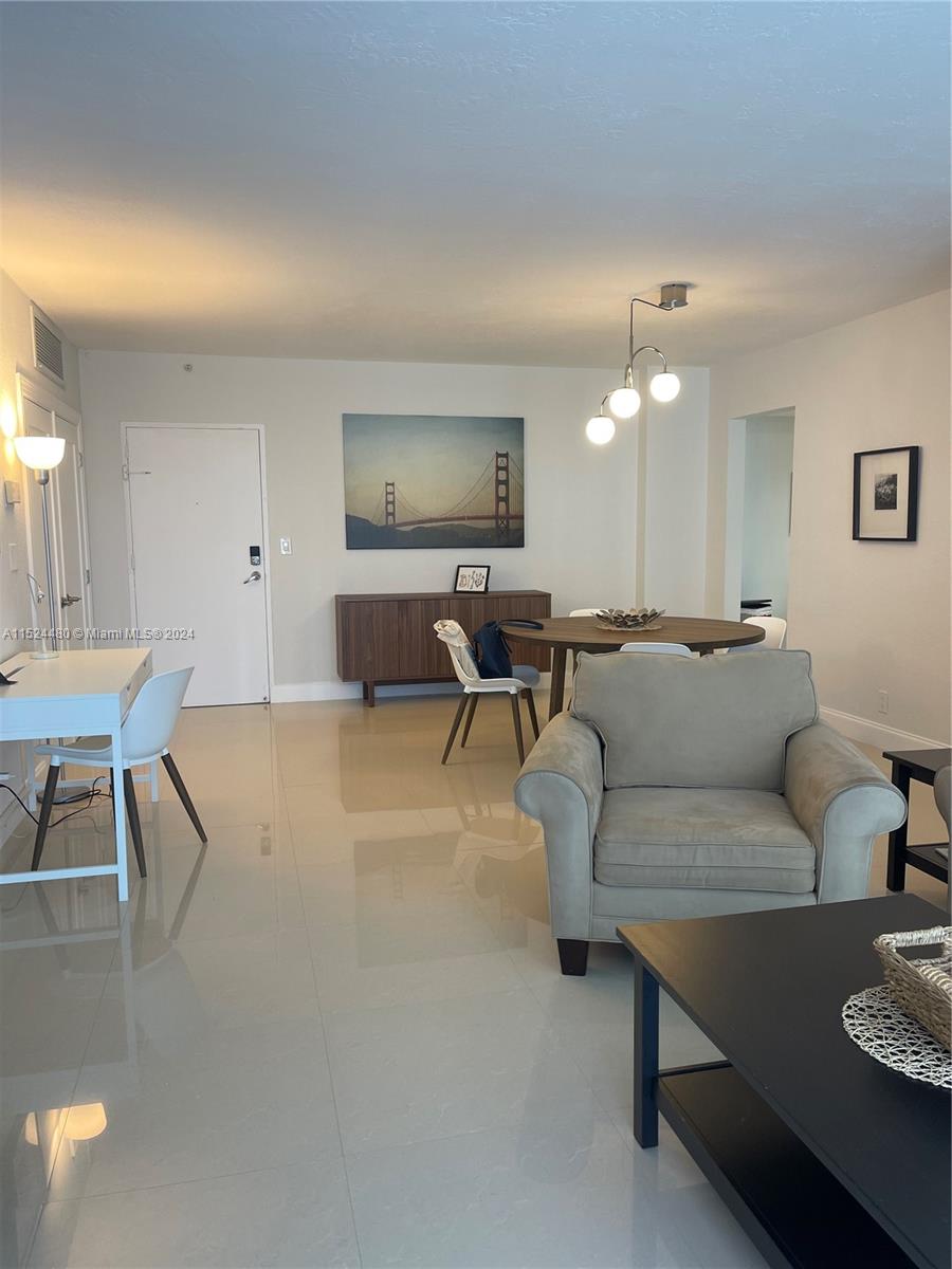 3801 S OCEAN DR 15V, Hollywood, Florida 33019, 2 Bedrooms Bedrooms, ,2 BathroomsBathrooms,Residentiallease,For Rent,3801 S OCEAN DR 15V,A11524480