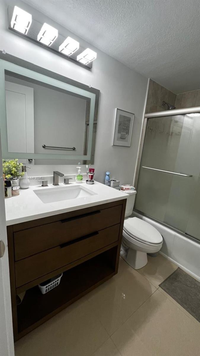 3801 S OCEAN DR 15V, Hollywood, Florida 33019, 2 Bedrooms Bedrooms, ,2 BathroomsBathrooms,Residentiallease,For Rent,3801 S OCEAN DR 15V,A11524480