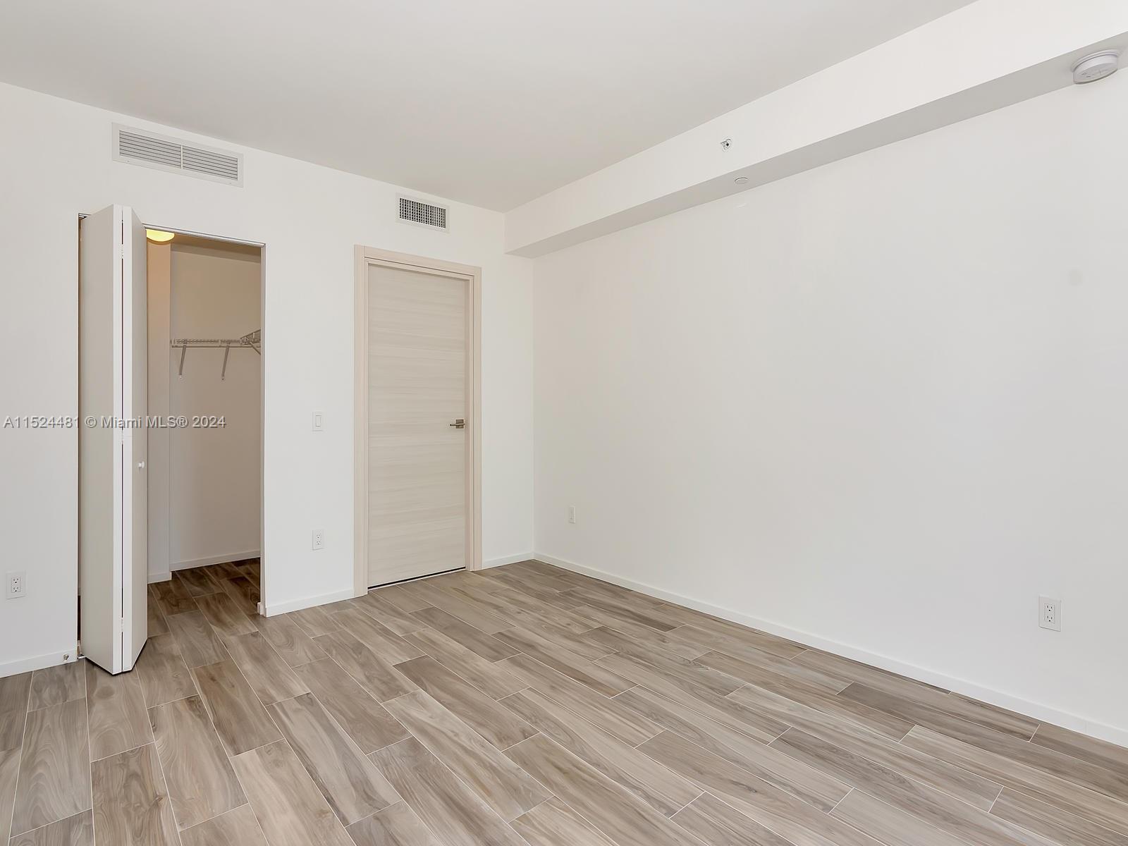 801 S Miami Ave 2310, Miami, Florida 33131, 2 Bedrooms Bedrooms, ,2 BathroomsBathrooms,Residential,For Sale,801 S Miami Ave 2310,A11524481