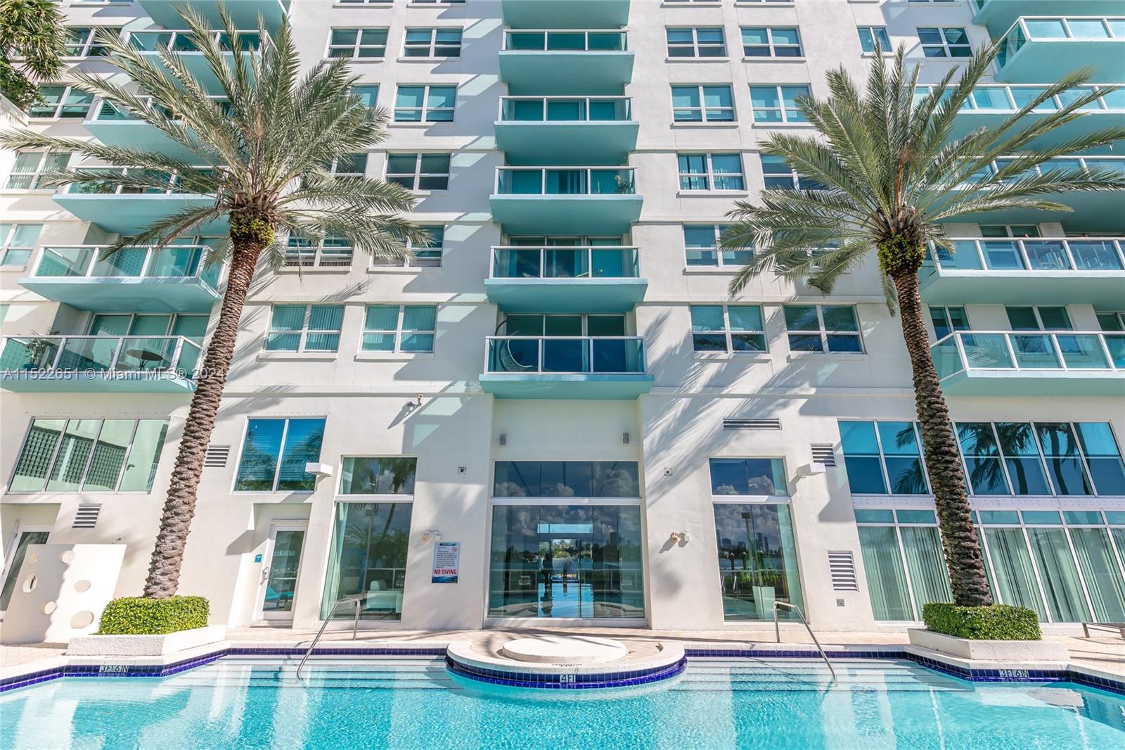 650 West Ave 904, Miami Beach, Florida 33139, 2 Bedrooms Bedrooms, ,2 BathroomsBathrooms,Residential,For Sale,650 West Ave 904,A11522651