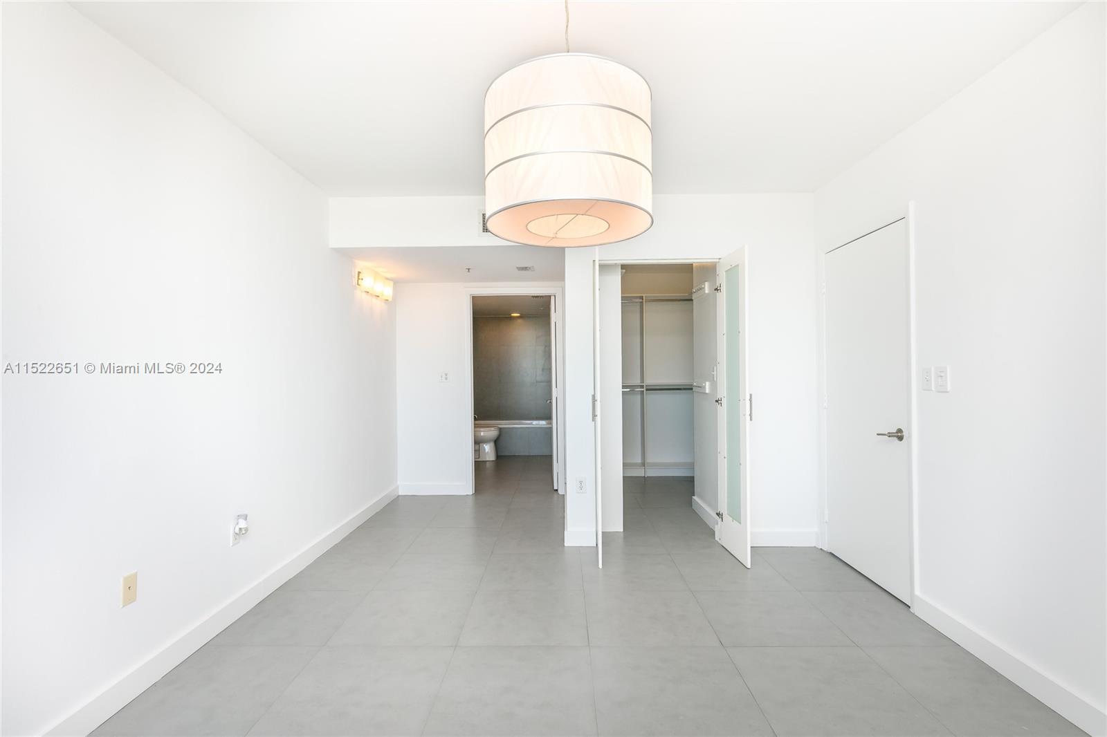 650 West Ave 904, Miami Beach, Florida 33139, 2 Bedrooms Bedrooms, ,2 BathroomsBathrooms,Residential,For Sale,650 West Ave 904,A11522651