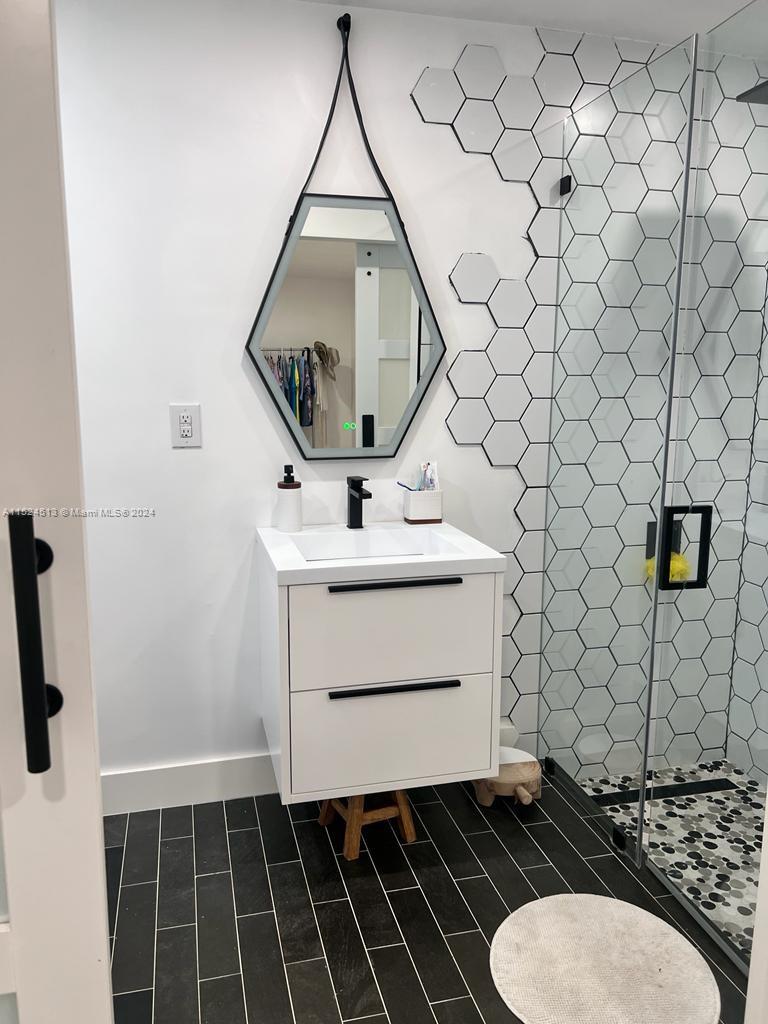1611 Madison St, Hollywood, Florida 33020, 3 Bedrooms Bedrooms, ,2 BathroomsBathrooms,Residential,For Sale,1611 Madison St,A11524513
