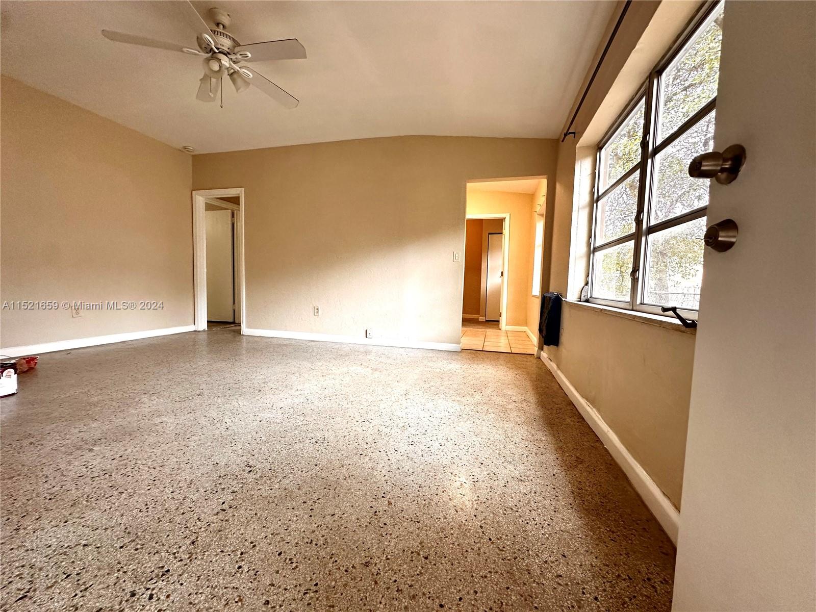 2215 NE 172nd St 3, North Miami Beach, Florida 33160, 3 Bedrooms Bedrooms, ,1 BathroomBathrooms,Residentiallease,For Rent,2215 NE 172nd St 3,A11521659