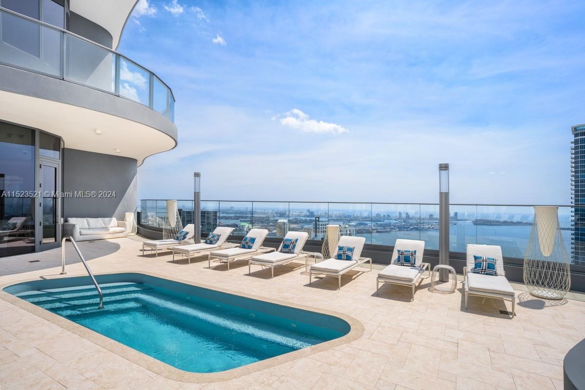 1000 Brickell Plz UPH6202, Miami, Florida 33131, 6 Bedrooms Bedrooms, ,5 BathroomsBathrooms,Residential,For Sale,1000 Brickell Plz UPH6202,A11523521