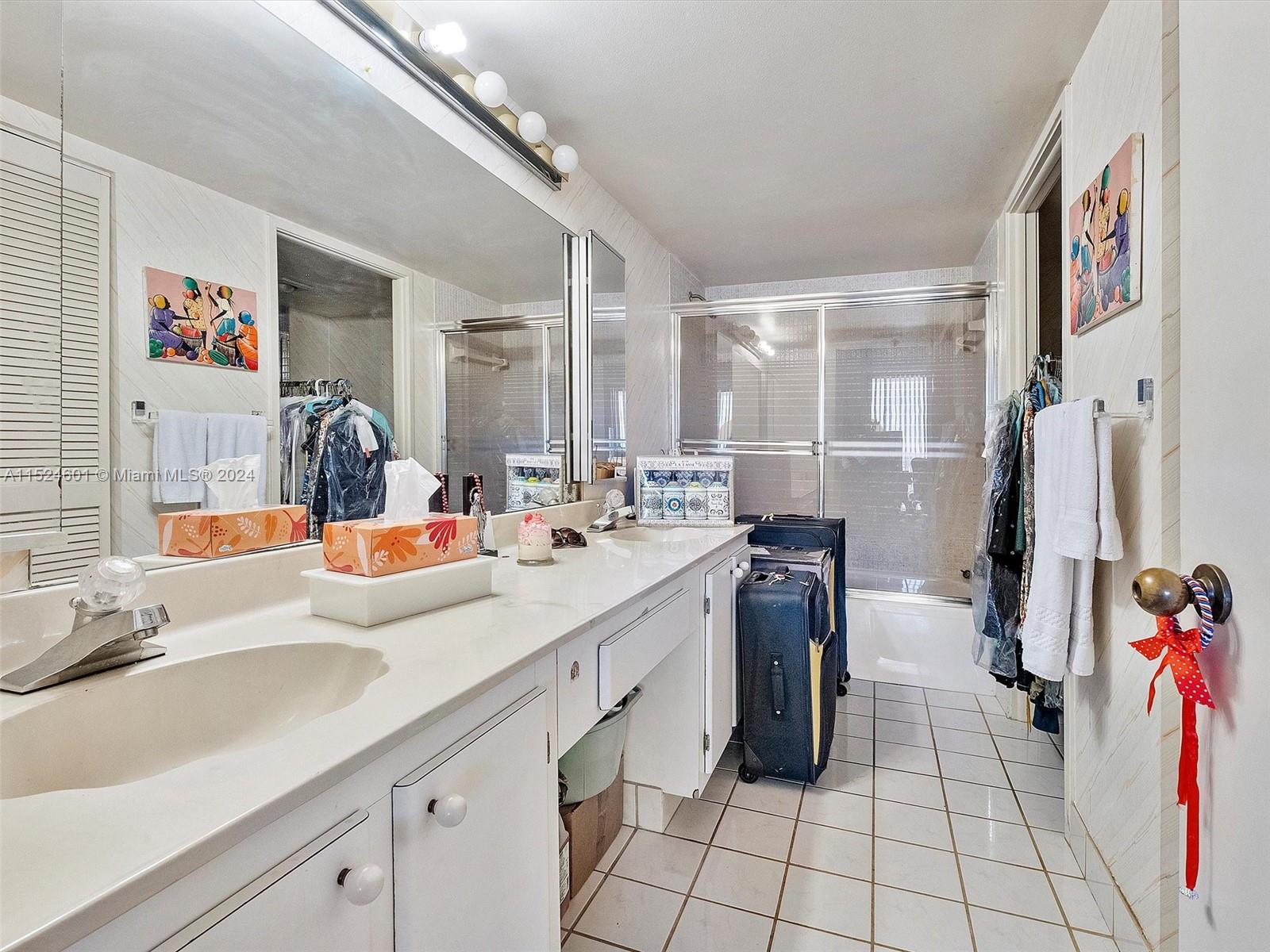 290 174th St 1809, Sunny Isles Beach, Florida 33160, 3 Bedrooms Bedrooms, ,3 BathroomsBathrooms,Residential,For Sale,290 174th St 1809,A11524601
