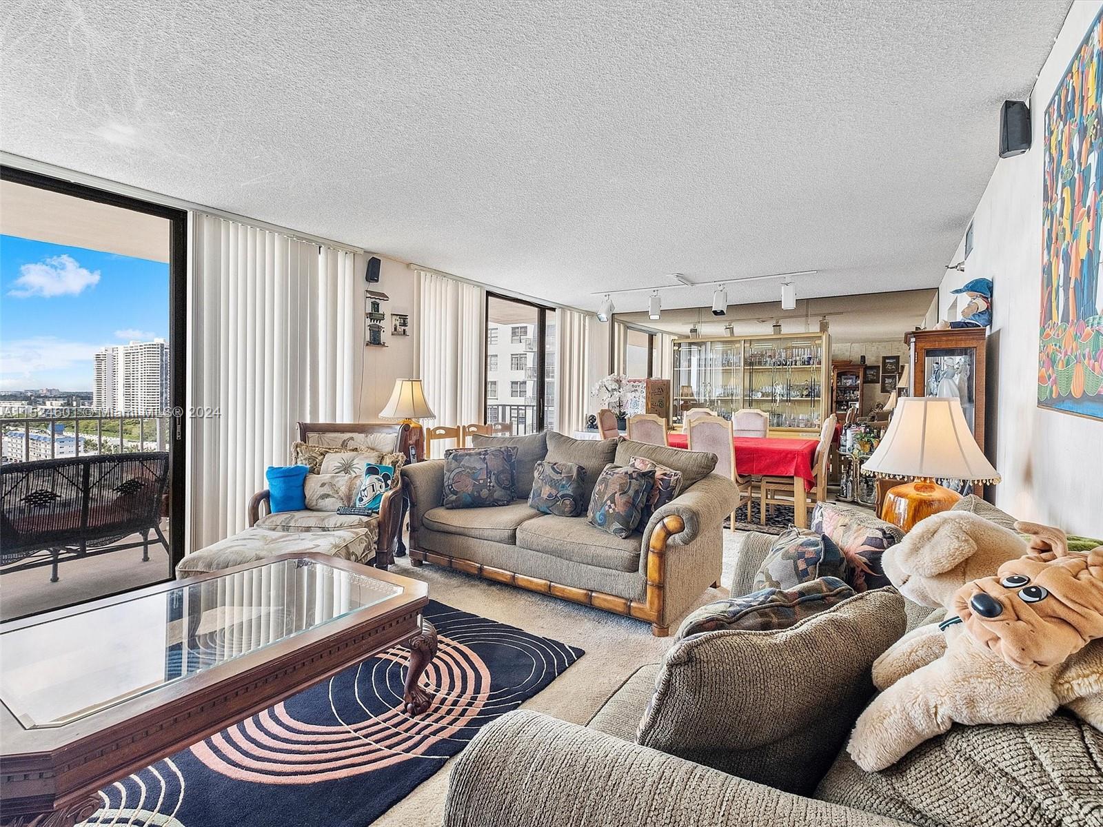 290 174th St 1809, Sunny Isles Beach, Florida 33160, 3 Bedrooms Bedrooms, ,3 BathroomsBathrooms,Residential,For Sale,290 174th St 1809,A11524601