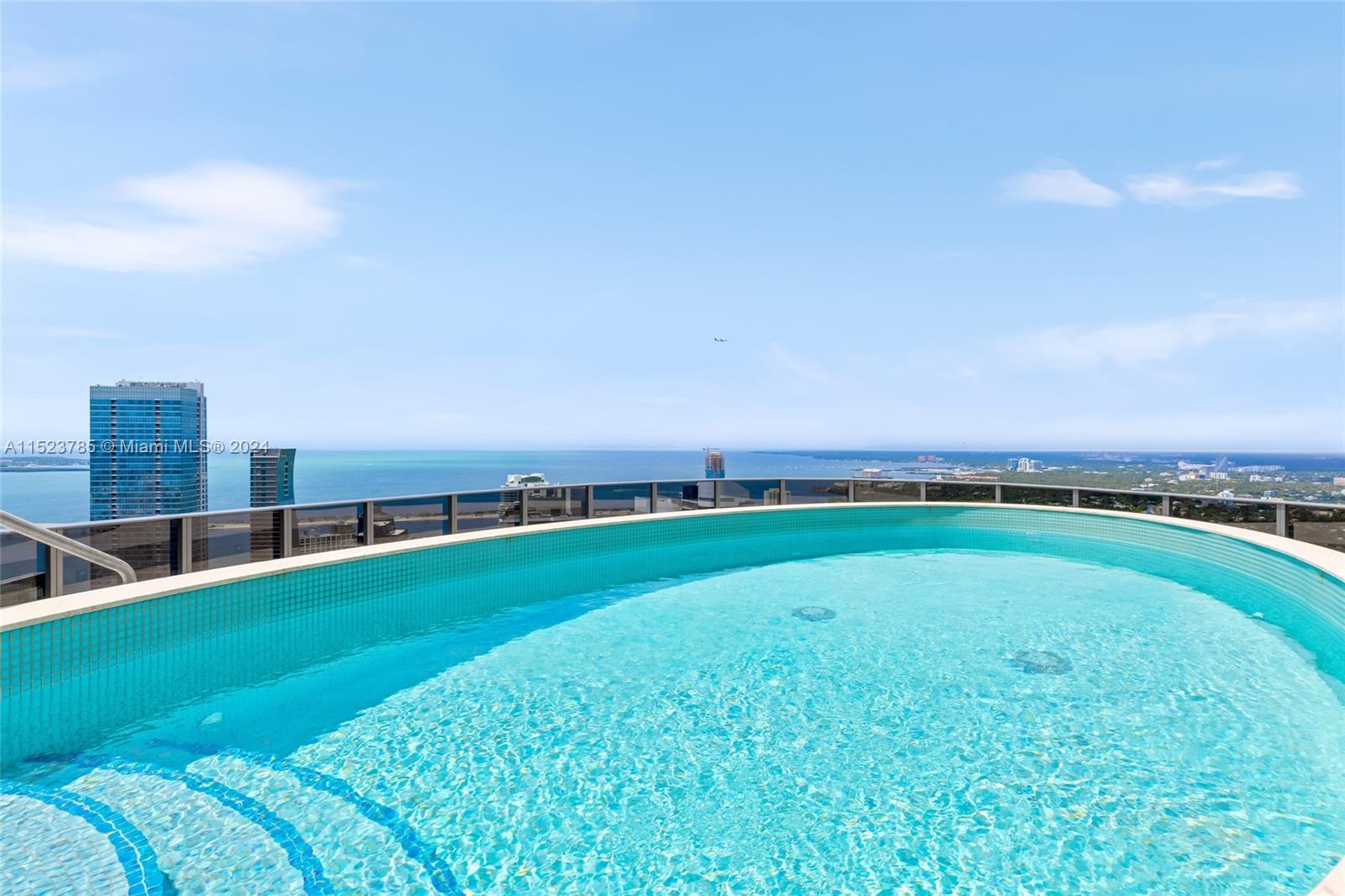 1000 Brickell Plz UPH6202, Miami, Florida 33131, 6 Bedrooms Bedrooms, ,5 BathroomsBathrooms,Residentiallease,For Rent,1000 Brickell Plz UPH6202,A11523785