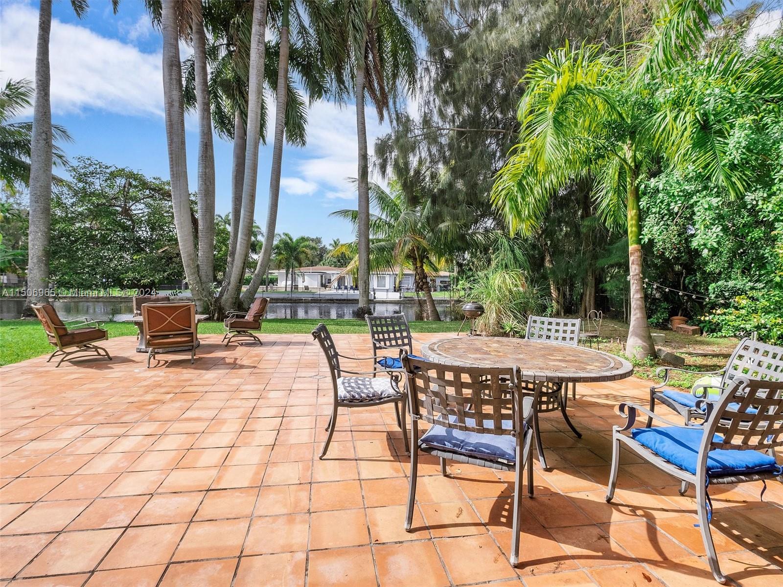 11300 Griffing Blvd, Biscayne Park, Florida 33161, 4 Bedrooms Bedrooms, ,3 BathroomsBathrooms,Residentiallease,For Rent,11300 Griffing Blvd,A11506965