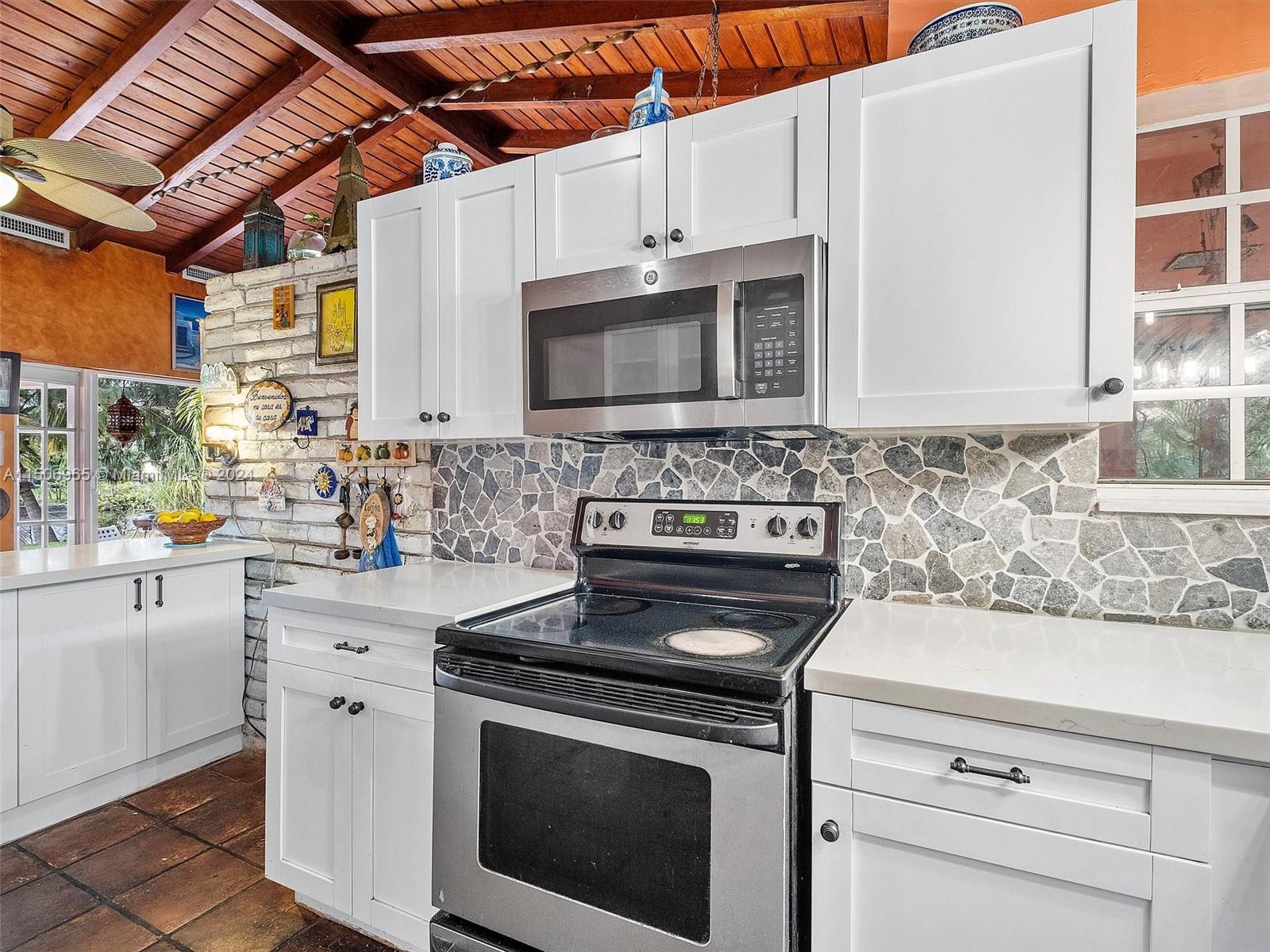 11300 Griffing Blvd, Biscayne Park, Florida 33161, 4 Bedrooms Bedrooms, ,3 BathroomsBathrooms,Residentiallease,For Rent,11300 Griffing Blvd,A11506965