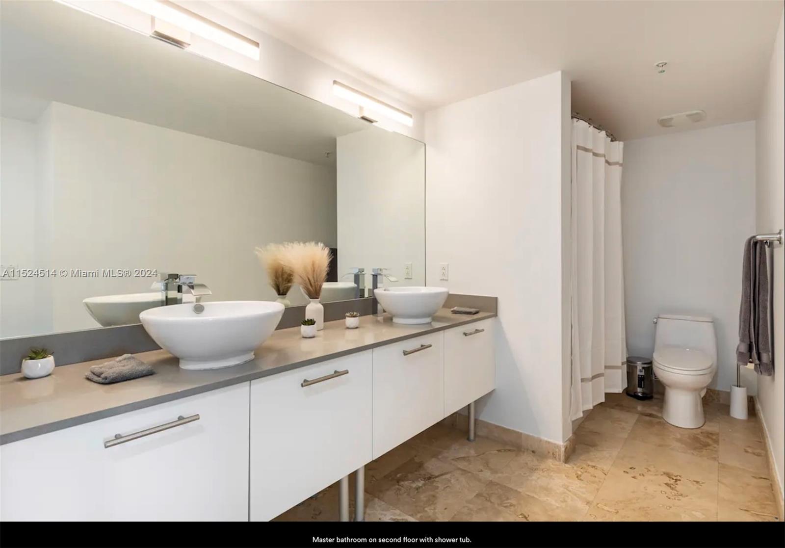 41 SE 5th St 2207, Miami, Florida 33131, 2 Bedrooms Bedrooms, ,2 BathroomsBathrooms,Residentiallease,For Rent,41 SE 5th St 2207,A11524514