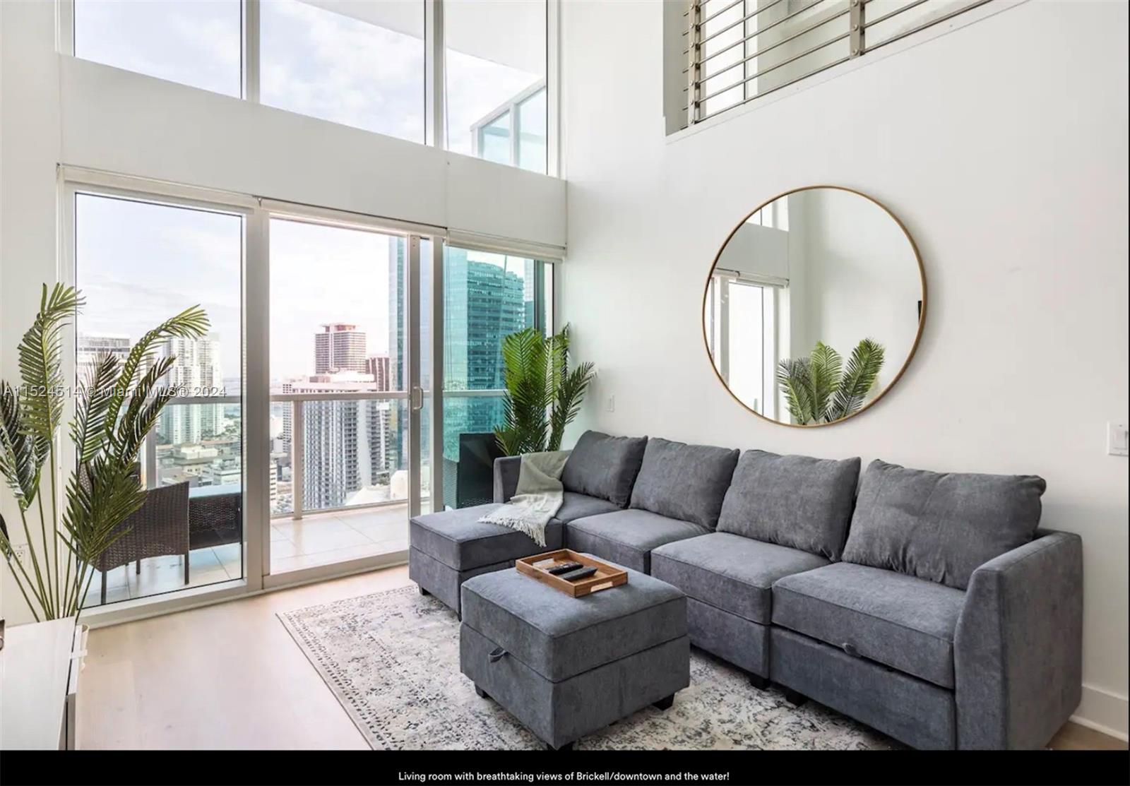 41 SE 5th St 2207, Miami, Florida 33131, 2 Bedrooms Bedrooms, ,2 BathroomsBathrooms,Residentiallease,For Rent,41 SE 5th St 2207,A11524514
