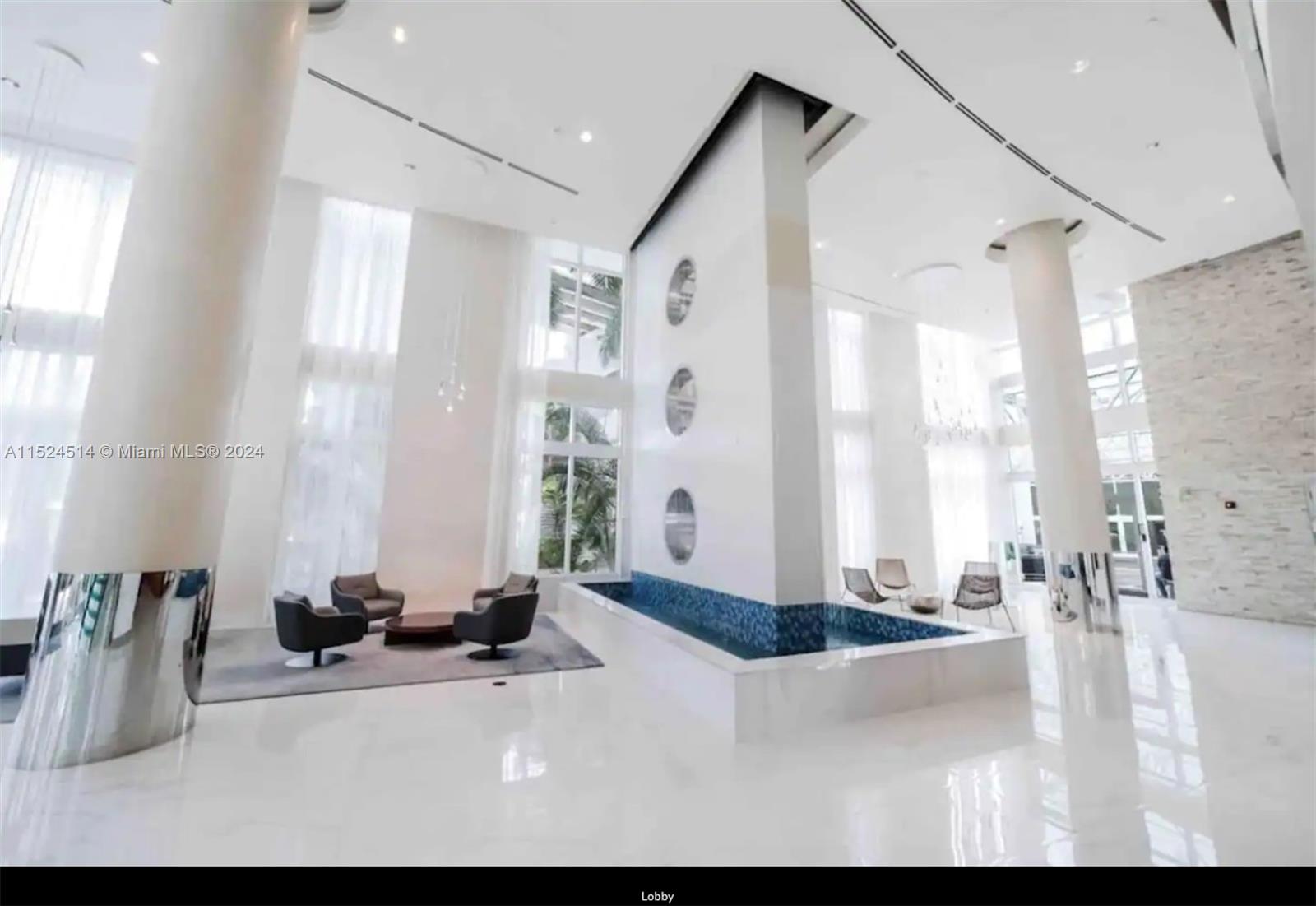 41 SE 5th St 2207, Miami, Florida 33131, 2 Bedrooms Bedrooms, ,2 BathroomsBathrooms,Residentiallease,For Rent,41 SE 5th St 2207,A11524514
