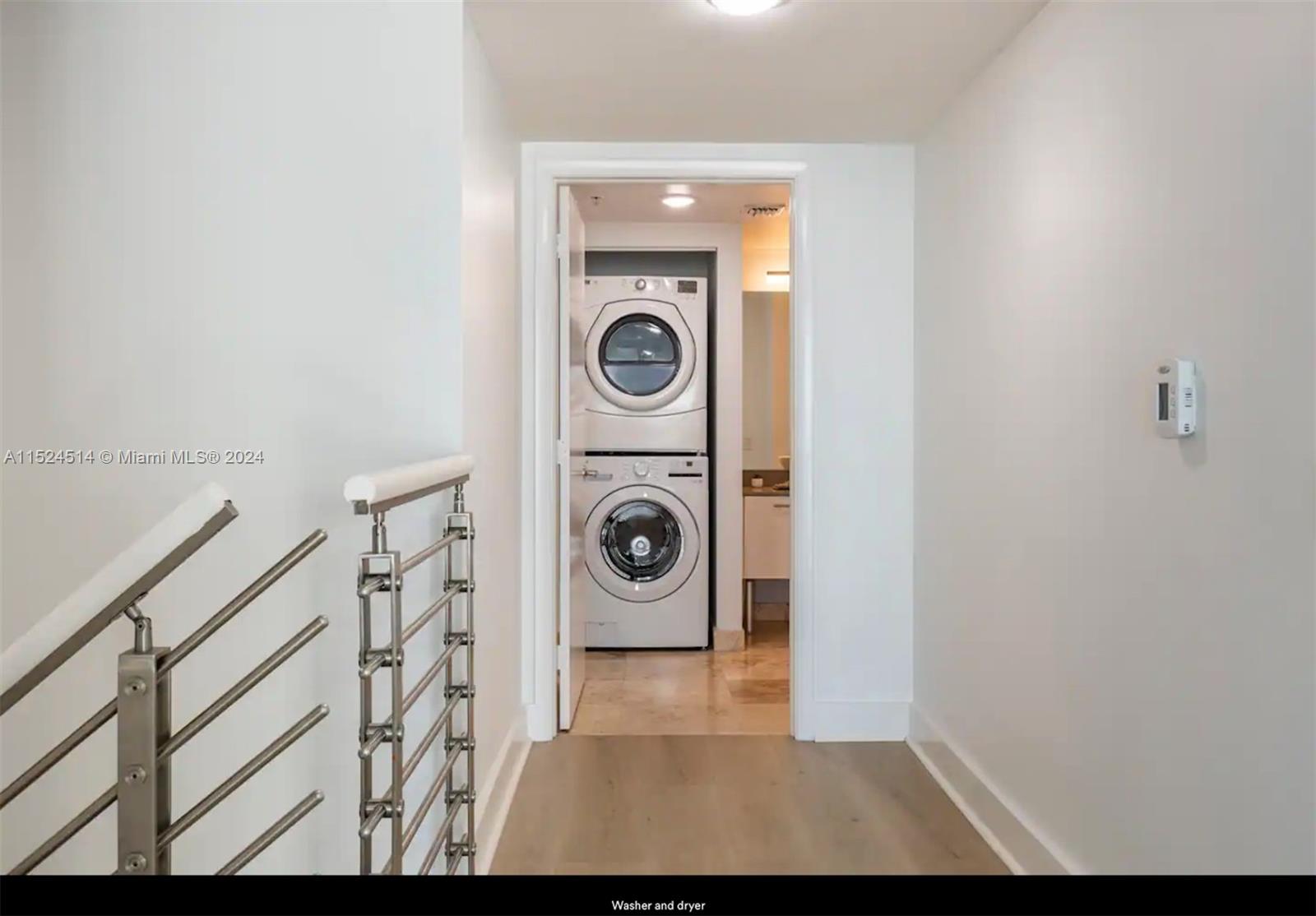 41 SE 5th St 2207, Miami, Florida 33131, 2 Bedrooms Bedrooms, ,2 BathroomsBathrooms,Residentiallease,For Rent,41 SE 5th St 2207,A11524514