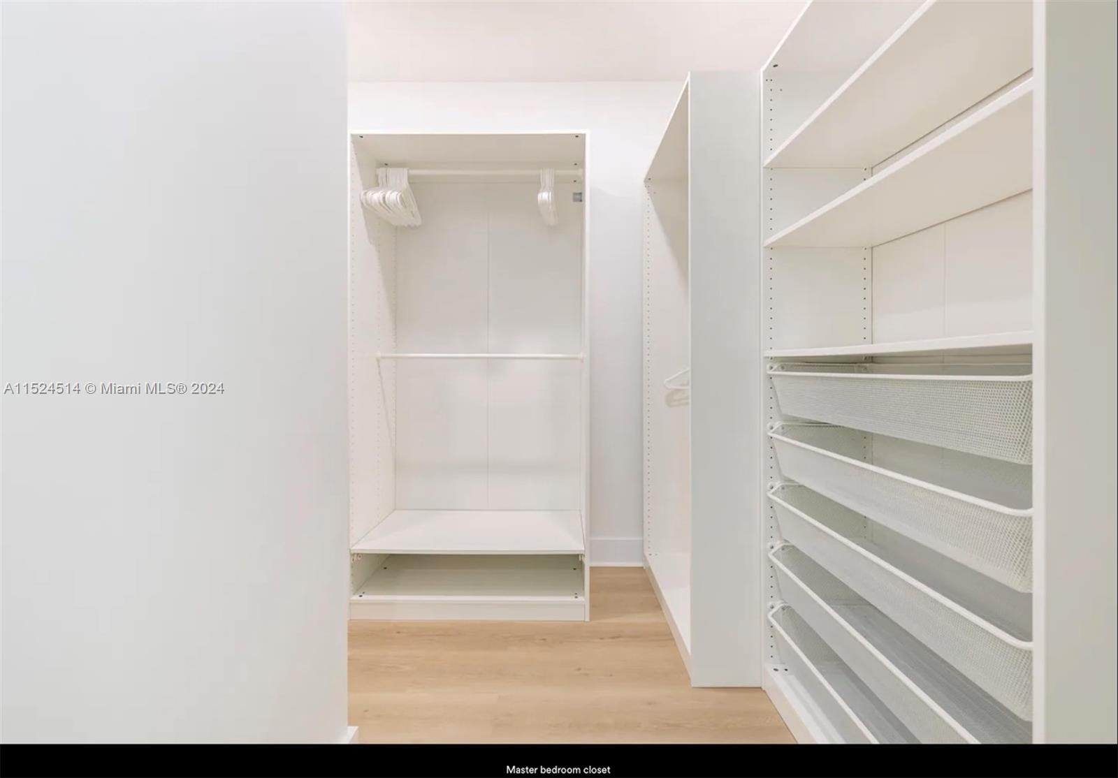 41 SE 5th St 2207, Miami, Florida 33131, 2 Bedrooms Bedrooms, ,2 BathroomsBathrooms,Residentiallease,For Rent,41 SE 5th St 2207,A11524514