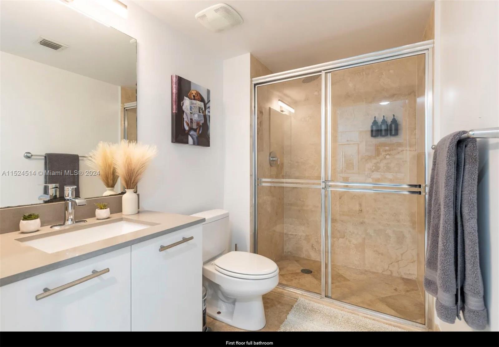 41 SE 5th St 2207, Miami, Florida 33131, 2 Bedrooms Bedrooms, ,2 BathroomsBathrooms,Residentiallease,For Rent,41 SE 5th St 2207,A11524514