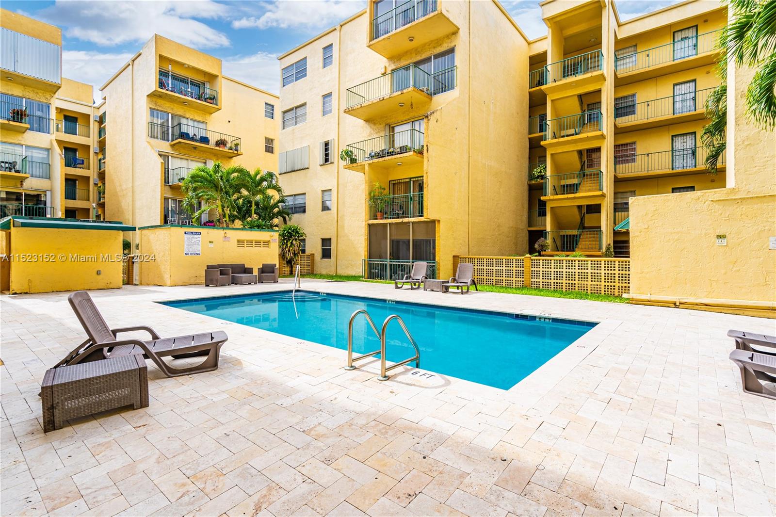 4500 W 19th Ct 241, Hialeah, Florida 33012, 1 Bedroom Bedrooms, ,1 BathroomBathrooms,Residential,For Sale,4500 W 19th Ct 241,A11523152