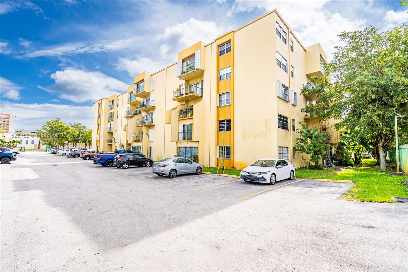 4500 W 19th Ct 241, Hialeah, Florida 33012, 1 Bedroom Bedrooms, ,1 BathroomBathrooms,Residential,For Sale,4500 W 19th Ct 241,A11523152