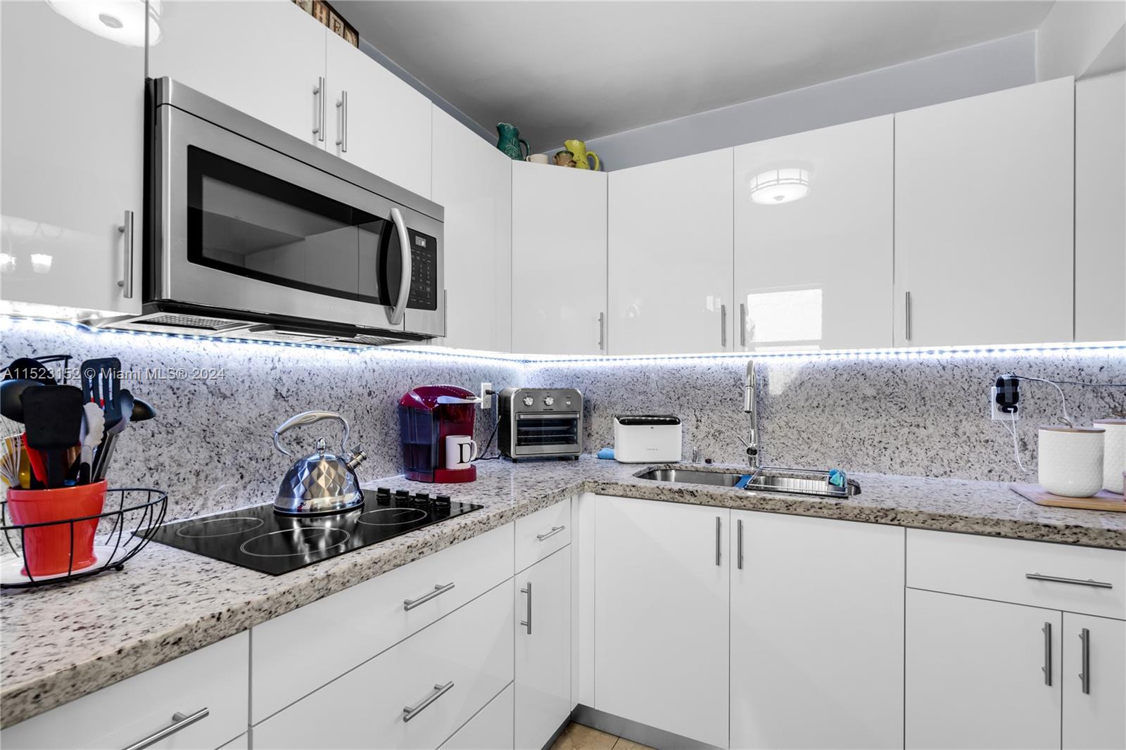 4500 W 19th Ct 241, Hialeah, Florida 33012, 1 Bedroom Bedrooms, ,1 BathroomBathrooms,Residential,For Sale,4500 W 19th Ct 241,A11523152