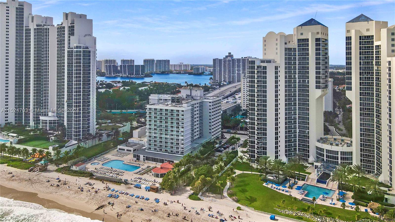 19201 Collins Ave 336, Sunny Isles Beach, Florida 33160, ,1 BathroomBathrooms,Residential,For Sale,19201 Collins Ave 336,A11524703