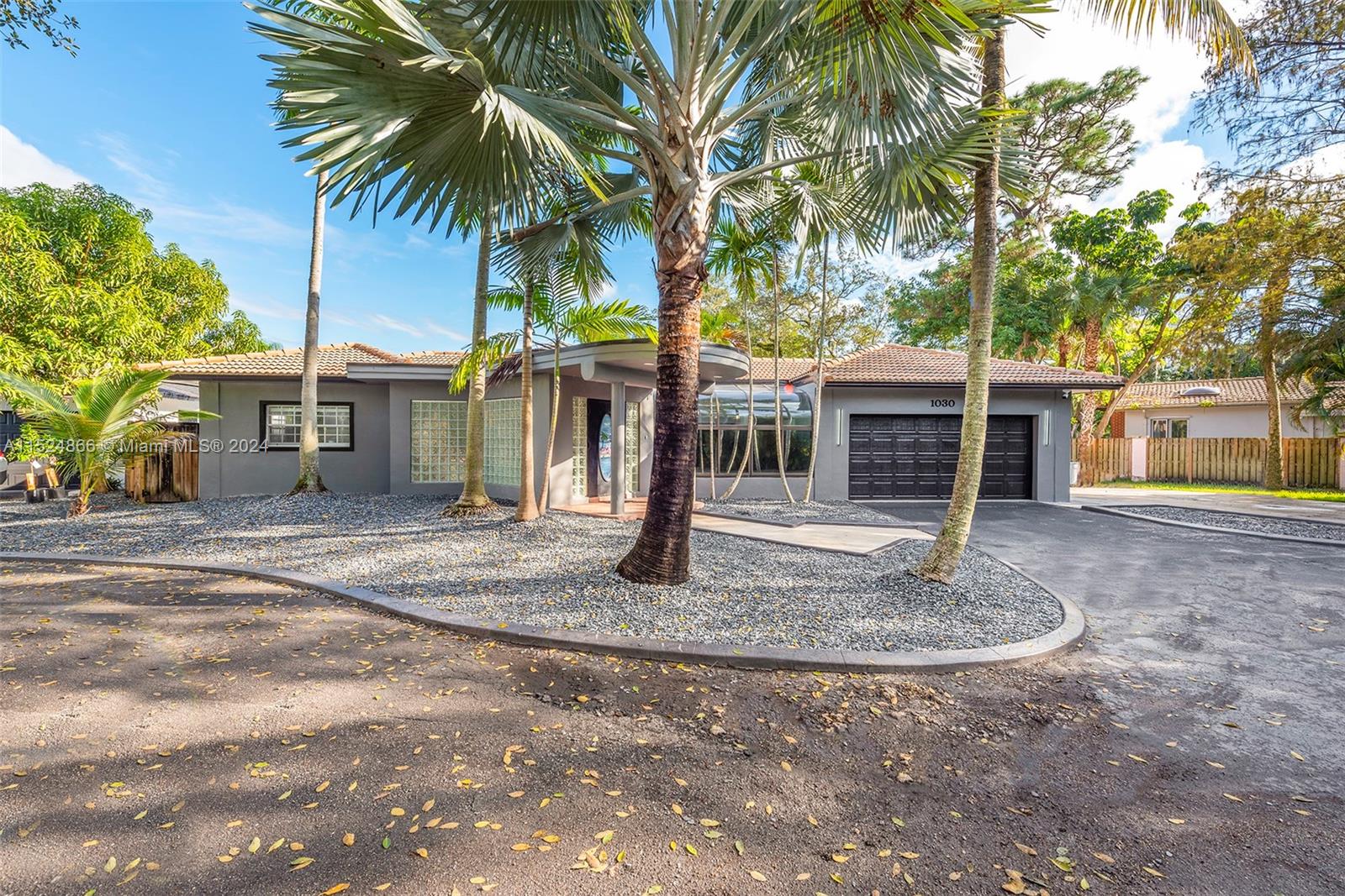 1030 SW 14th Ter, Fort Lauderdale, Florida 33312, 4 Bedrooms Bedrooms, ,3 BathroomsBathrooms,Residential,For Sale,1030 SW 14th Ter,A11524866