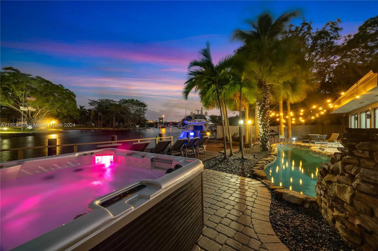 1030 SW 14th Ter, Fort Lauderdale, Florida 33312, 4 Bedrooms Bedrooms, ,3 BathroomsBathrooms,Residential,For Sale,1030 SW 14th Ter,A11524866