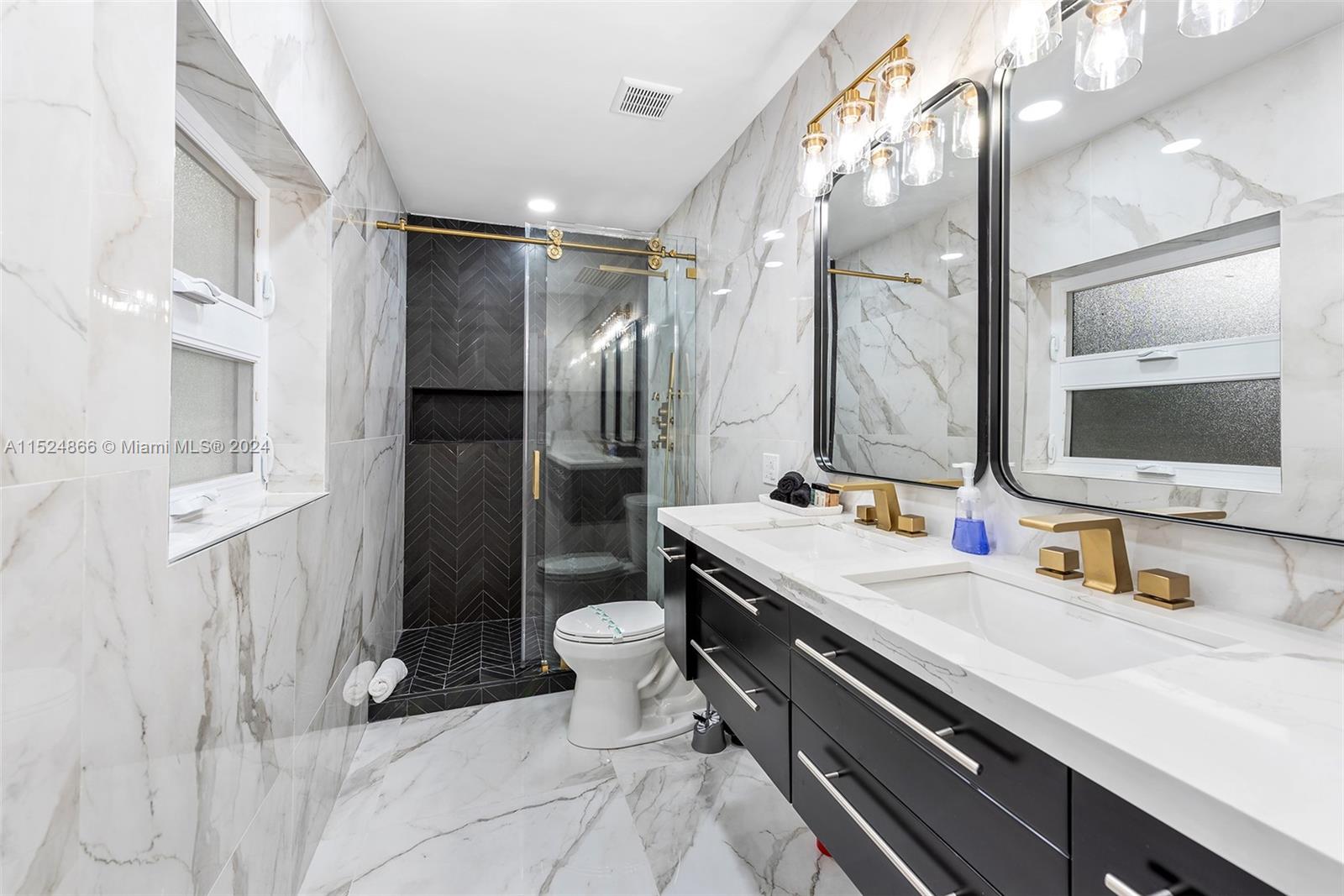 1030 SW 14th Ter, Fort Lauderdale, Florida 33312, 4 Bedrooms Bedrooms, ,3 BathroomsBathrooms,Residential,For Sale,1030 SW 14th Ter,A11524866