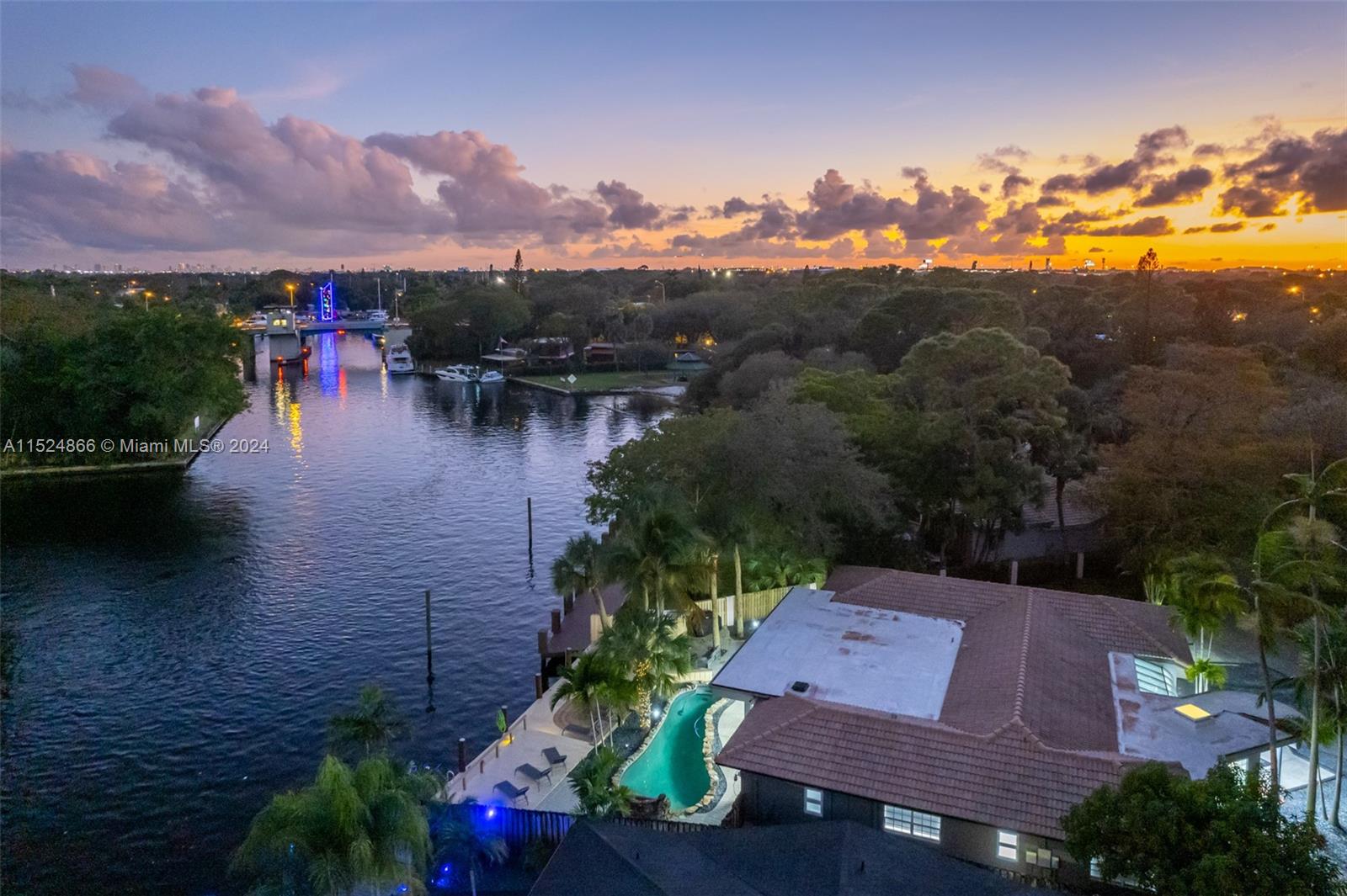 1030 SW 14th Ter, Fort Lauderdale, Florida 33312, 4 Bedrooms Bedrooms, ,3 BathroomsBathrooms,Residential,For Sale,1030 SW 14th Ter,A11524866