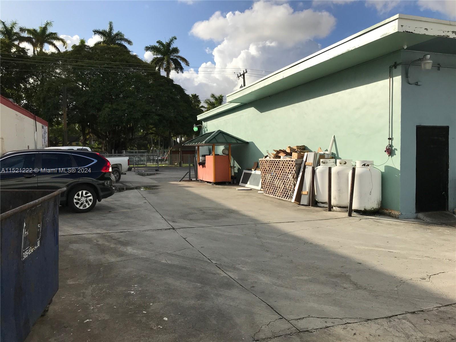 1628 NW 28th St, Miami, Florida 33142, ,Commercialsale,For Sale,1628 NW 28th St,A11521222