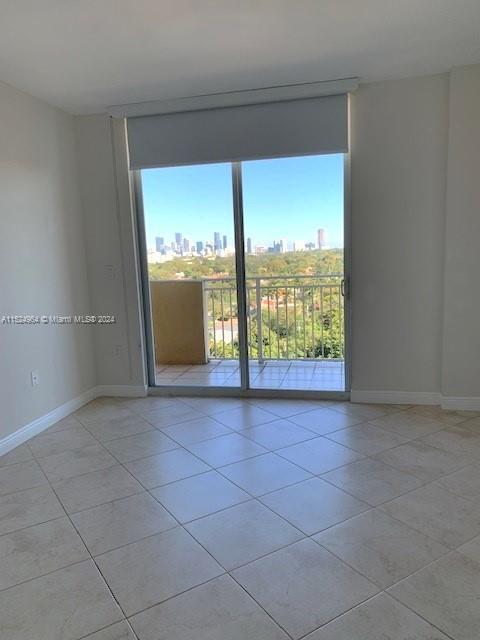 2425 SW 27th Ave 902, Miami, Florida 33145, 2 Bedrooms Bedrooms, ,2 BathroomsBathrooms,Residentiallease,For Rent,2425 SW 27th Ave 902,A11524964