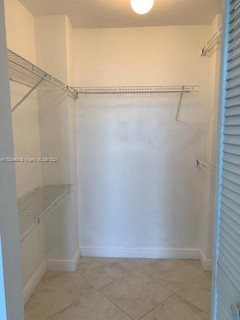 2425 SW 27th Ave 902, Miami, Florida 33145, 2 Bedrooms Bedrooms, ,2 BathroomsBathrooms,Residentiallease,For Rent,2425 SW 27th Ave 902,A11524964