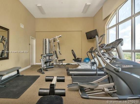 2425 SW 27th Ave 902, Miami, Florida 33145, 2 Bedrooms Bedrooms, ,2 BathroomsBathrooms,Residentiallease,For Rent,2425 SW 27th Ave 902,A11524964