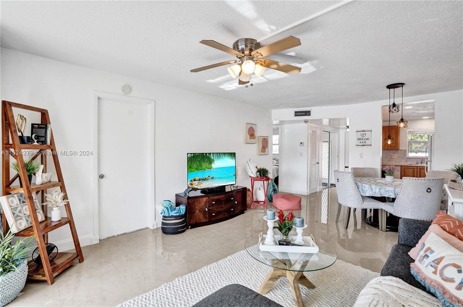 8881 Sunrise Lakes Blvd 210, Sunrise, Florida 33322, 2 Bedrooms Bedrooms, ,2 BathroomsBathrooms,Residential,For Sale,8881 Sunrise Lakes Blvd 210,A11524279